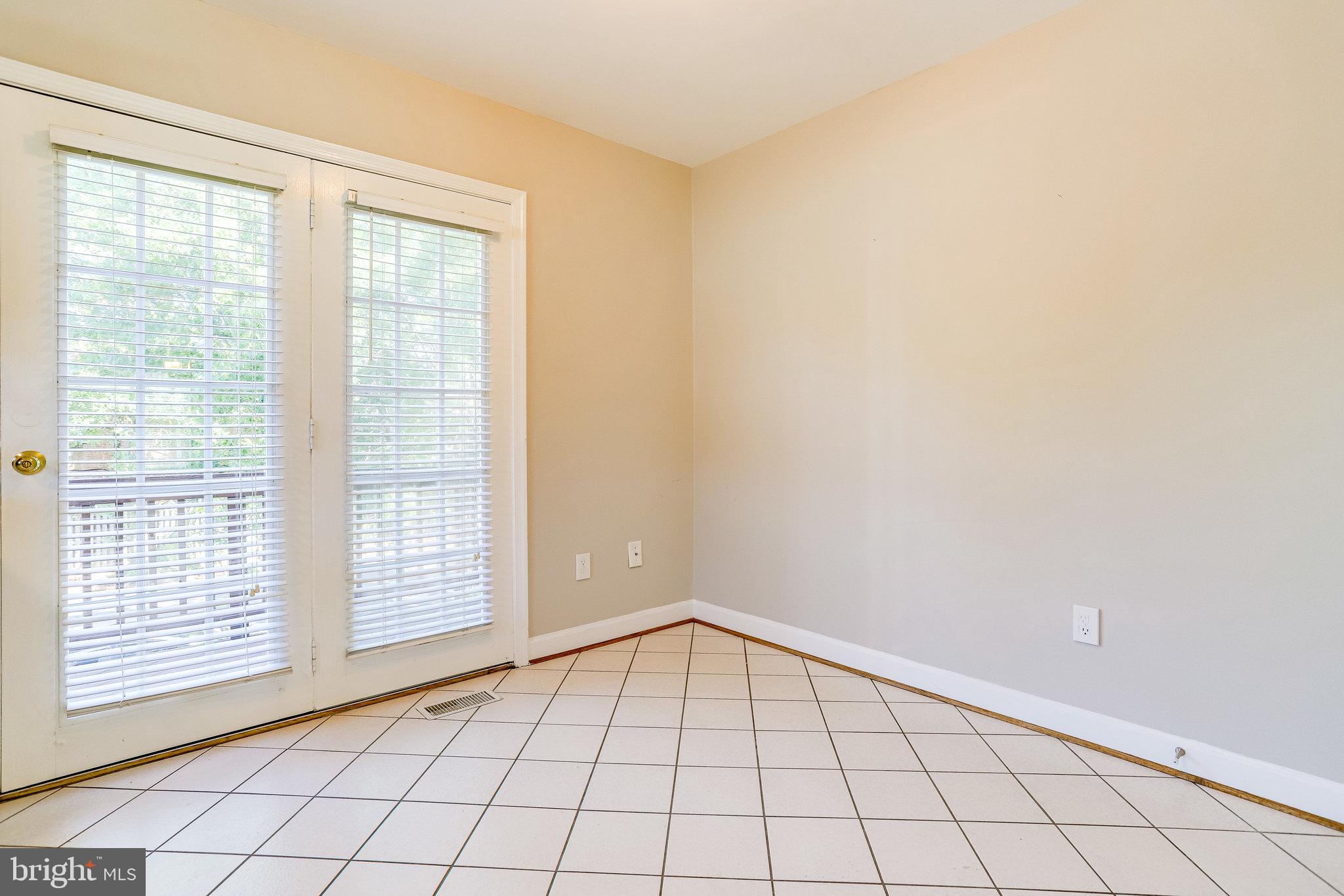 FAIRVIEW - Residential Lease