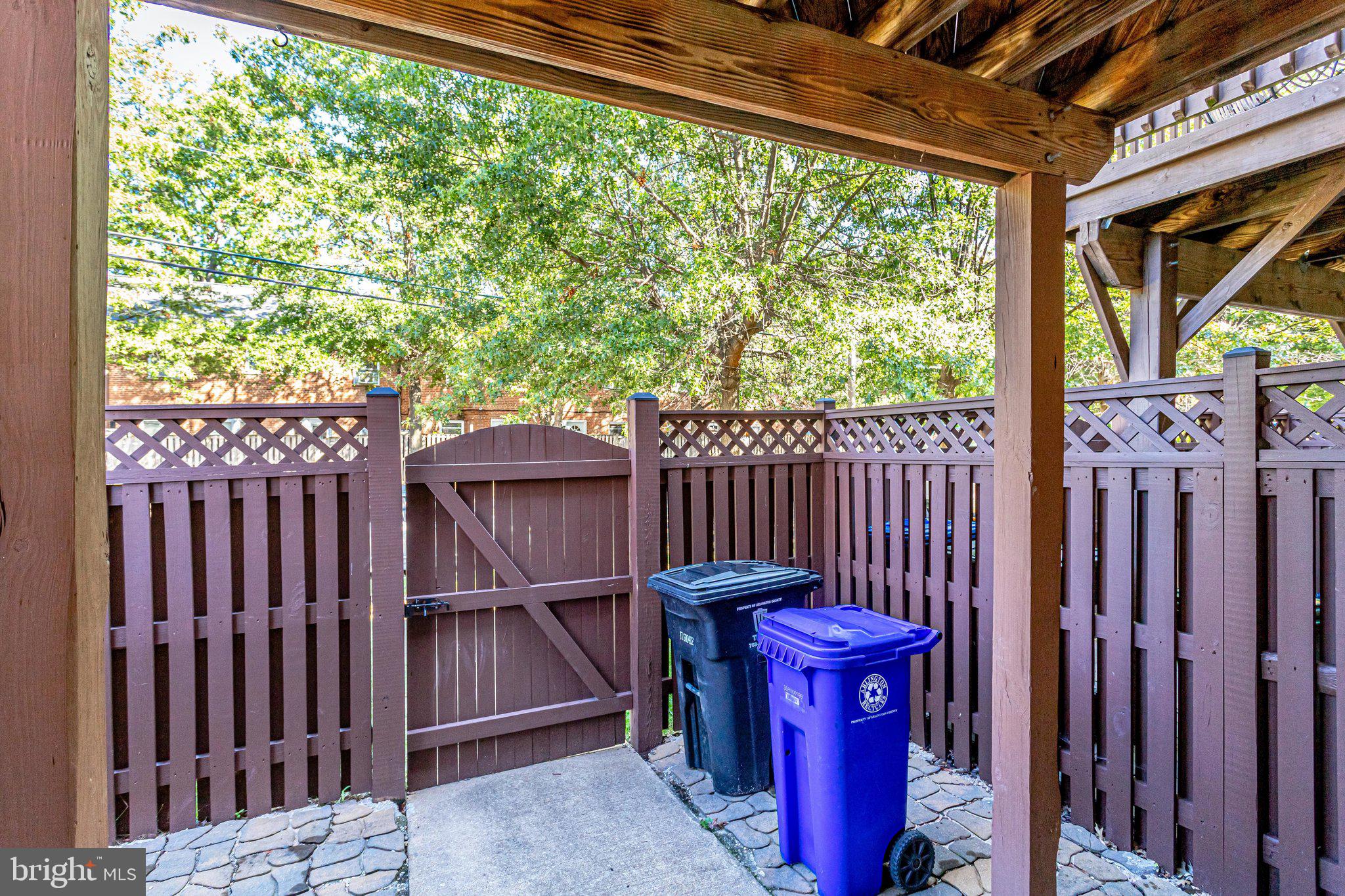 FAIRVIEW - Residential Lease