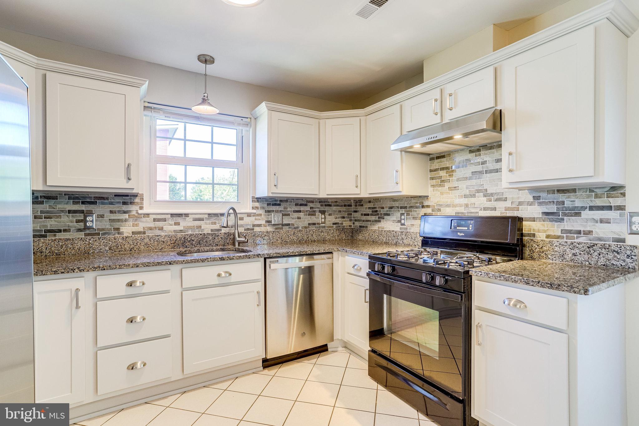 FAIRVIEW - Residential Lease