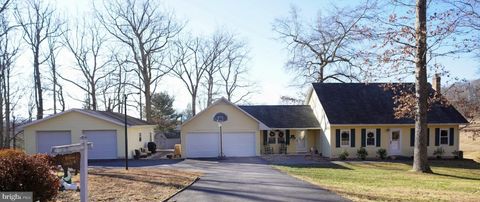 76 CRIMSON OAK LANE AUGUSTA WV 26704