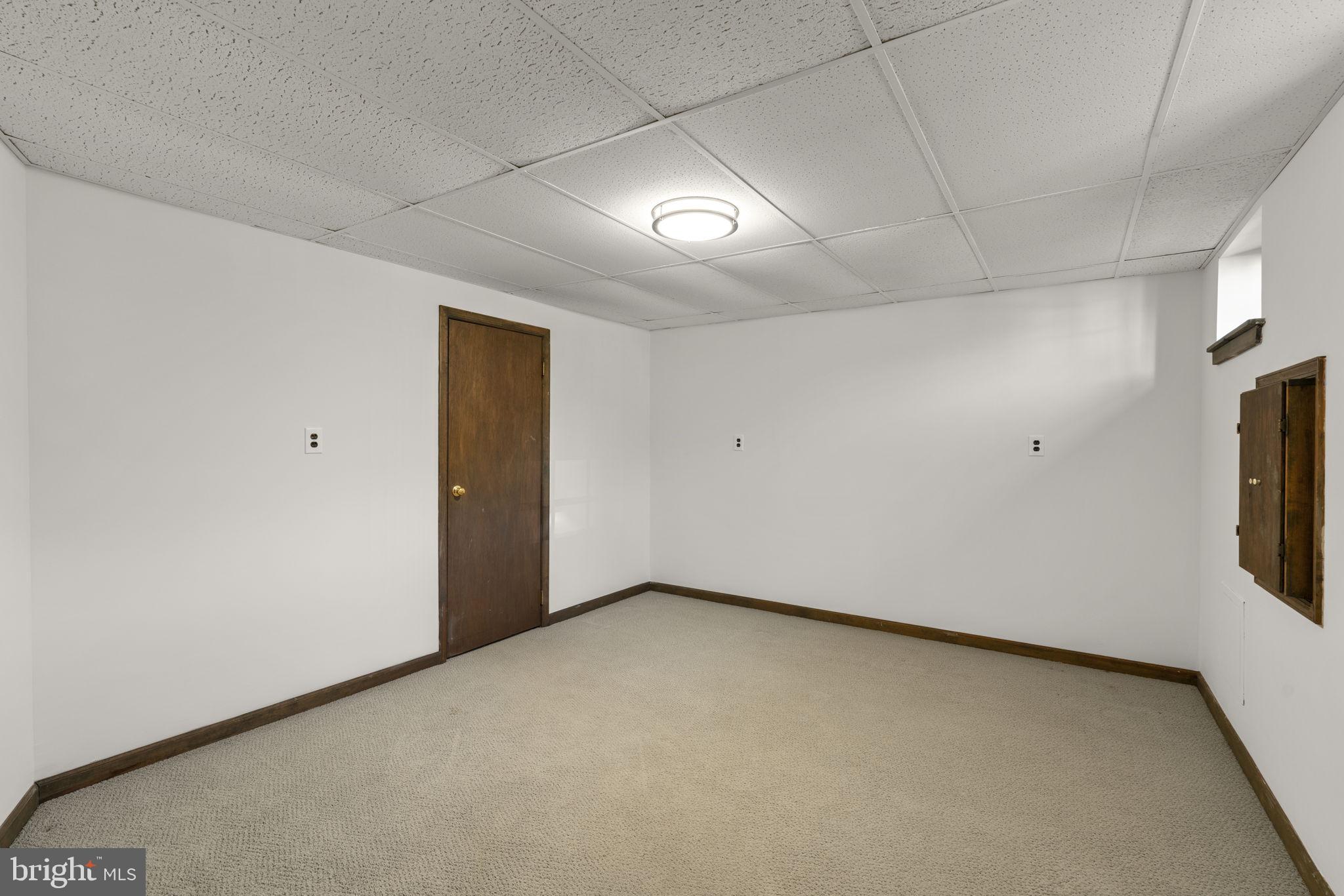 TURF VALLEY - Residential