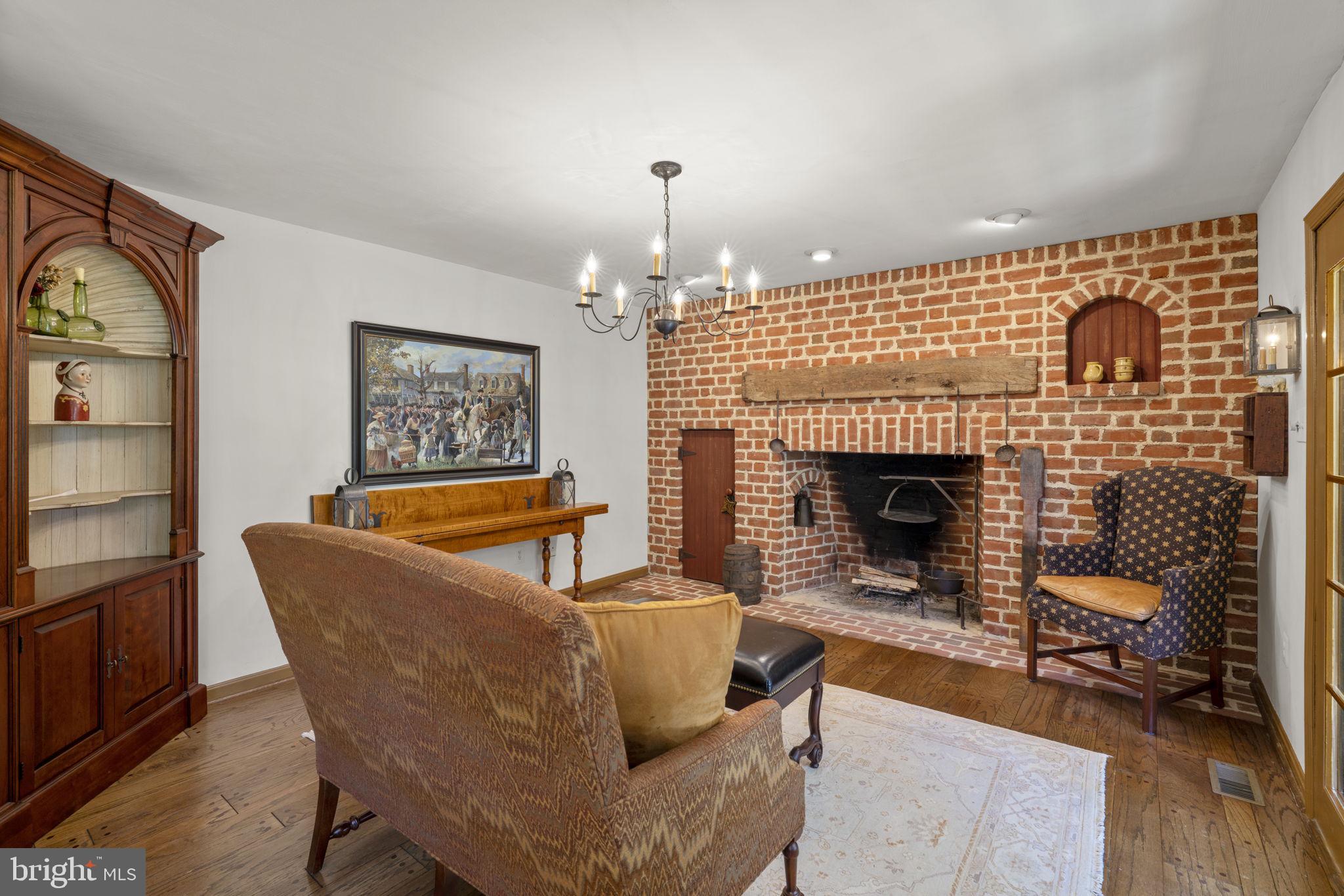 TURF VALLEY - Residential