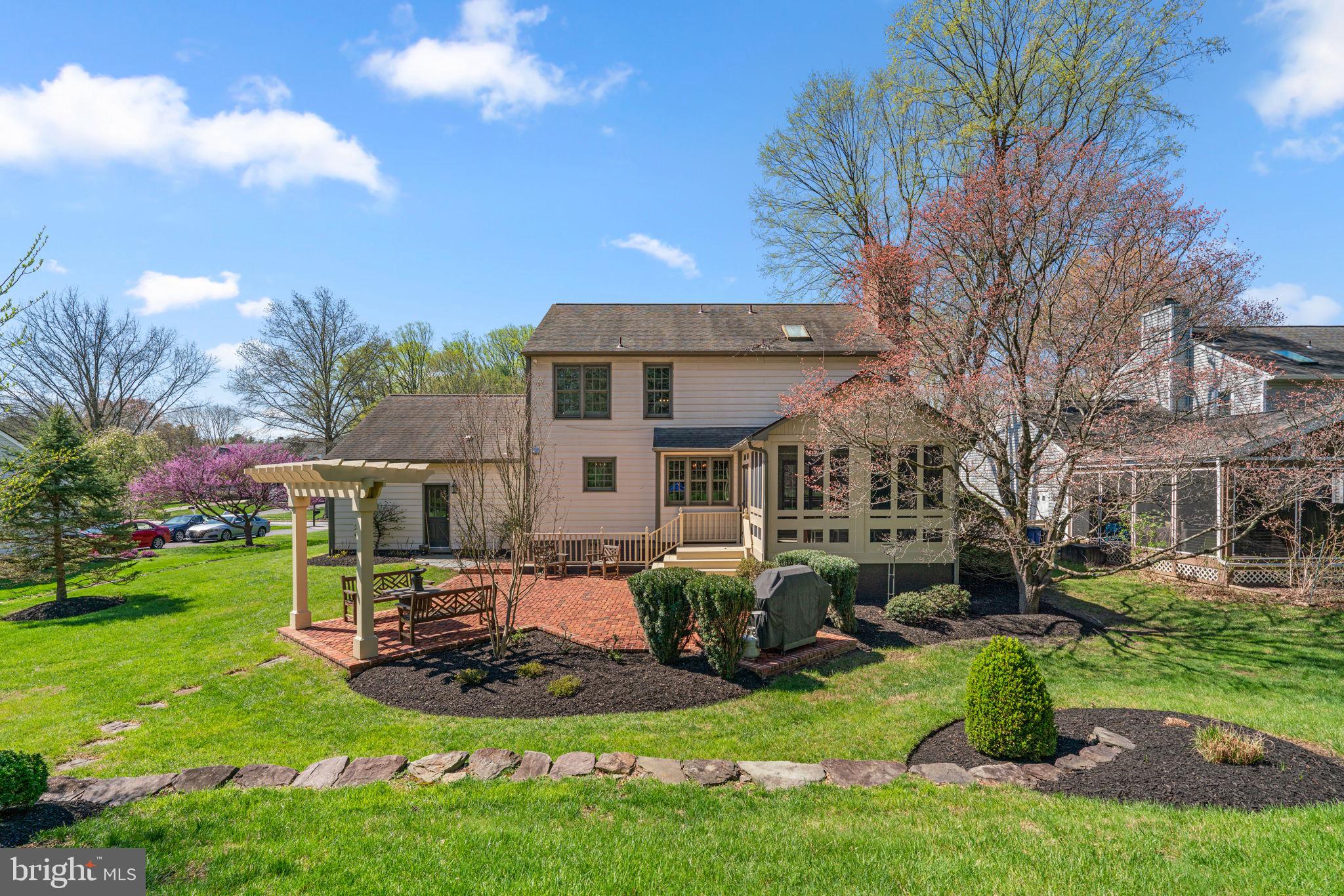 TURF VALLEY - Residential