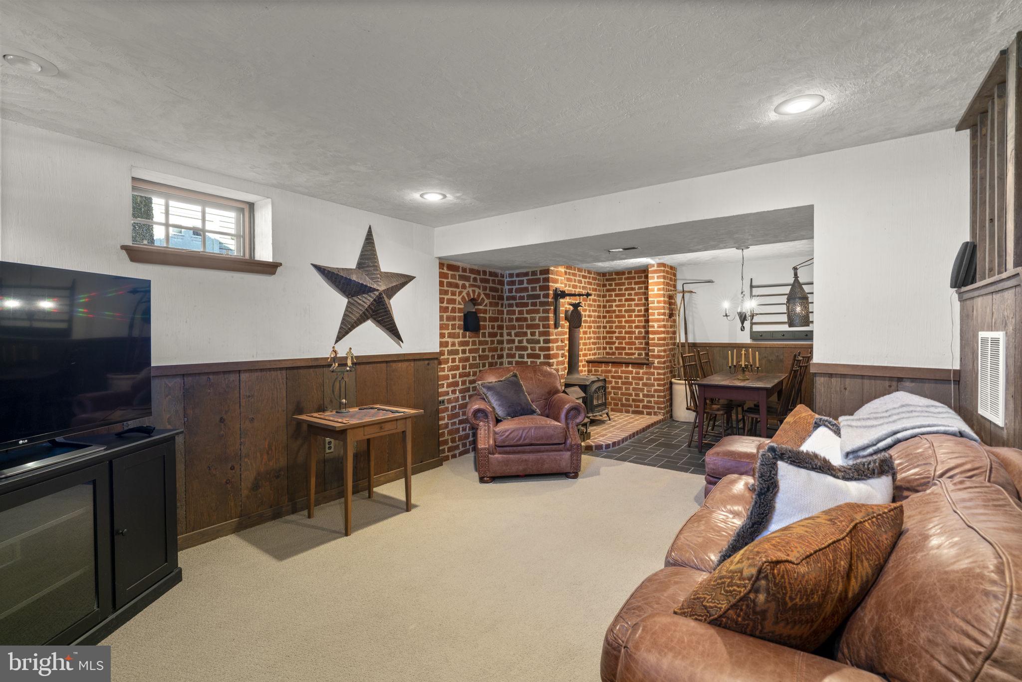 TURF VALLEY - Residential