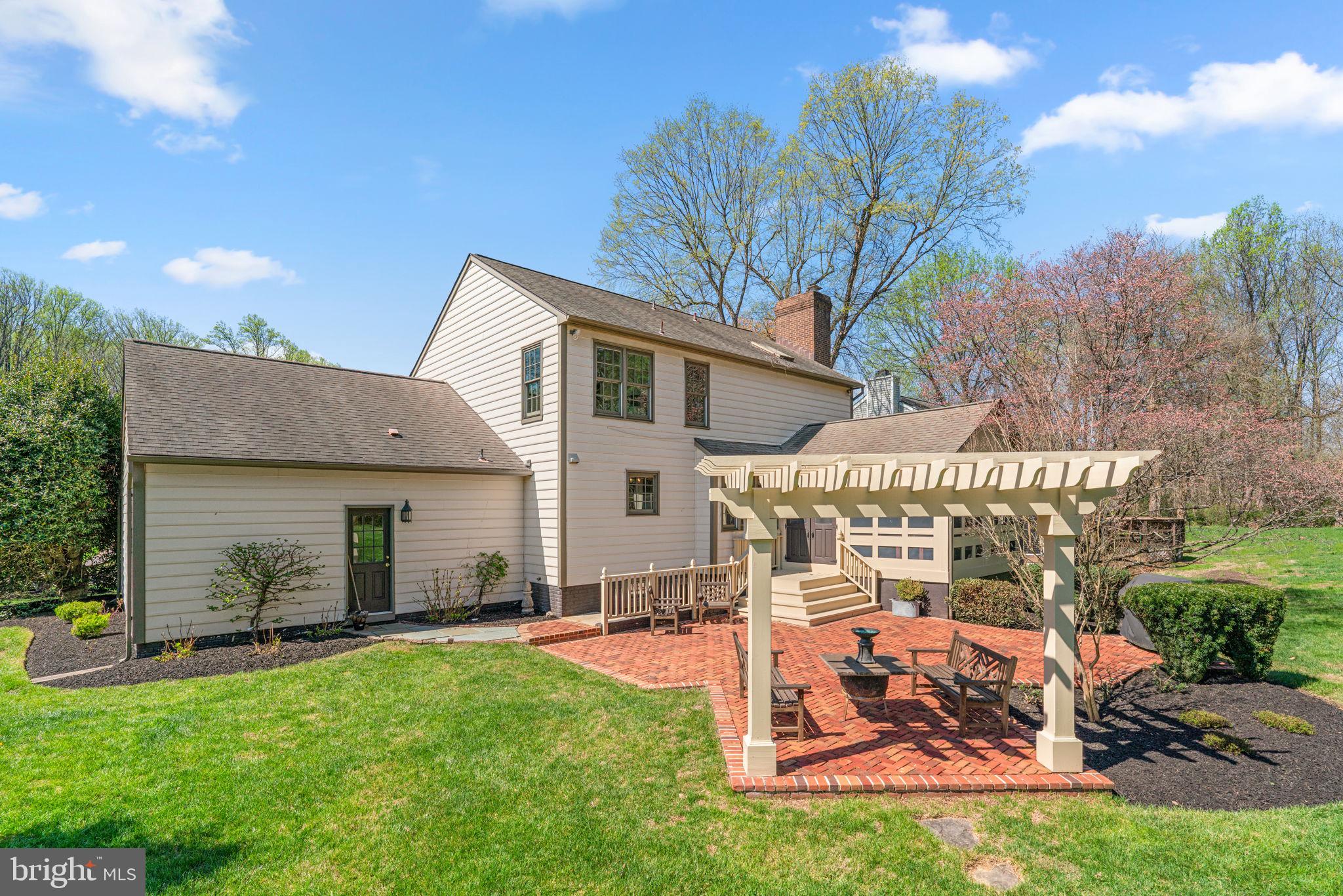 TURF VALLEY - Residential