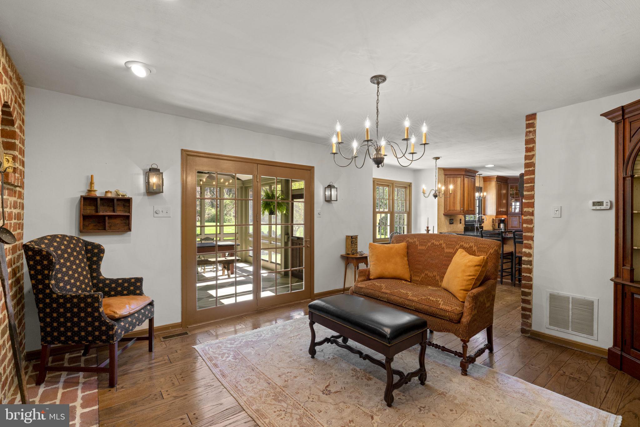 TURF VALLEY - Residential