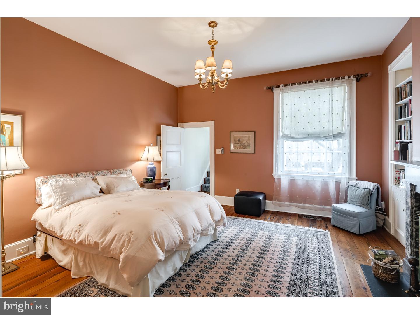 SOCIETY HILL - Residential