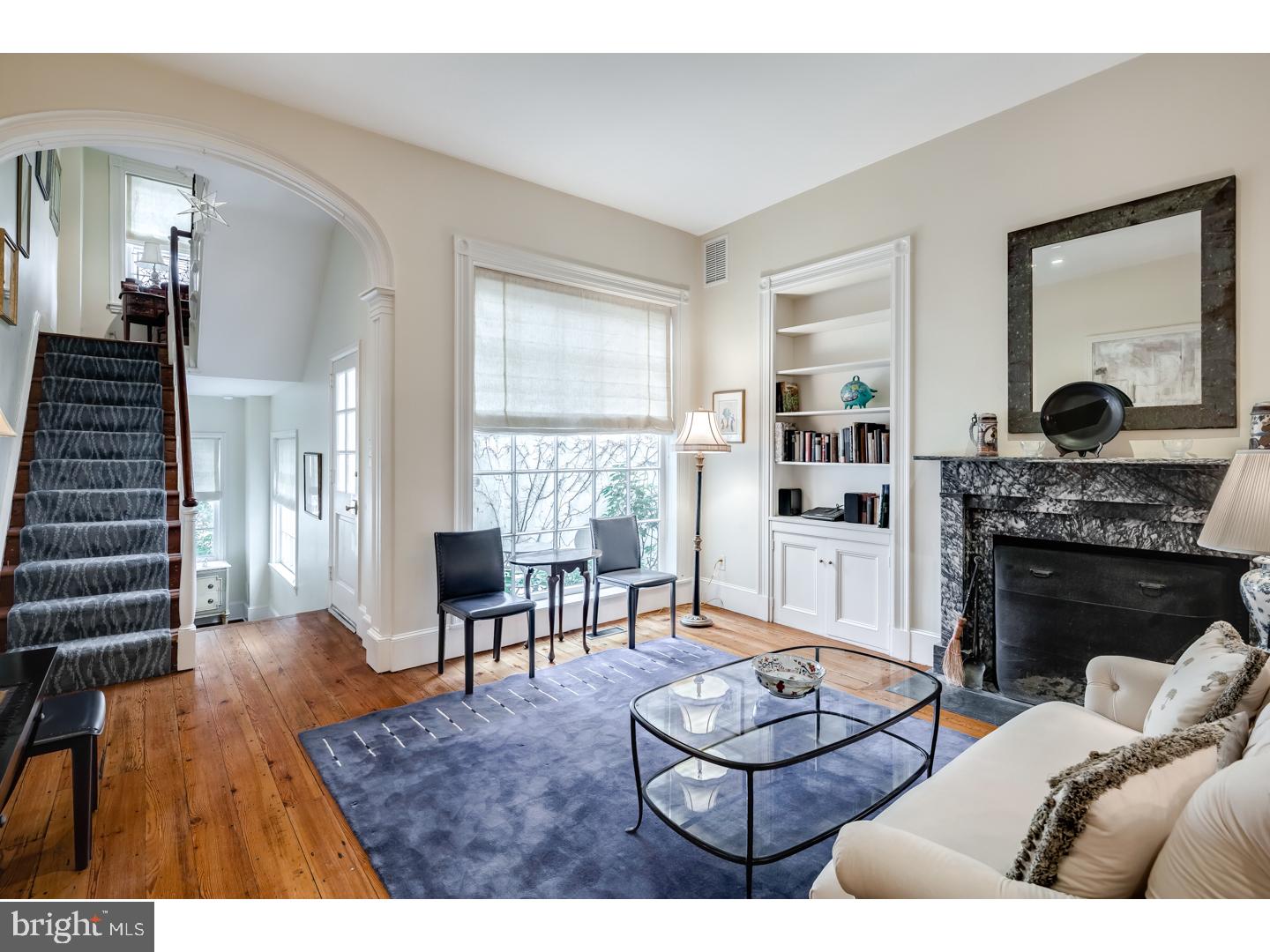 SOCIETY HILL - Residential