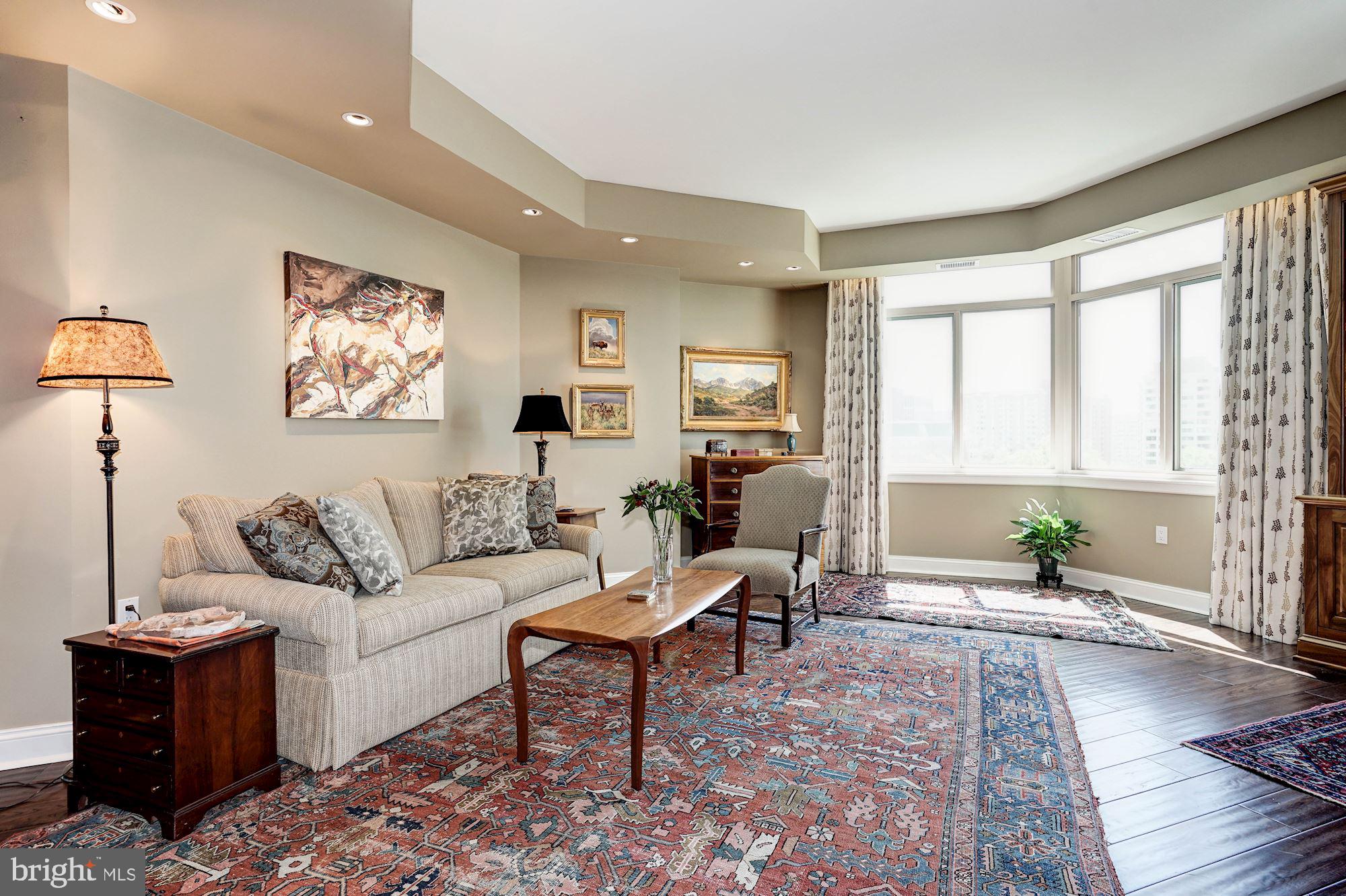 SOMERSET HOUSE CONDOS - Residential