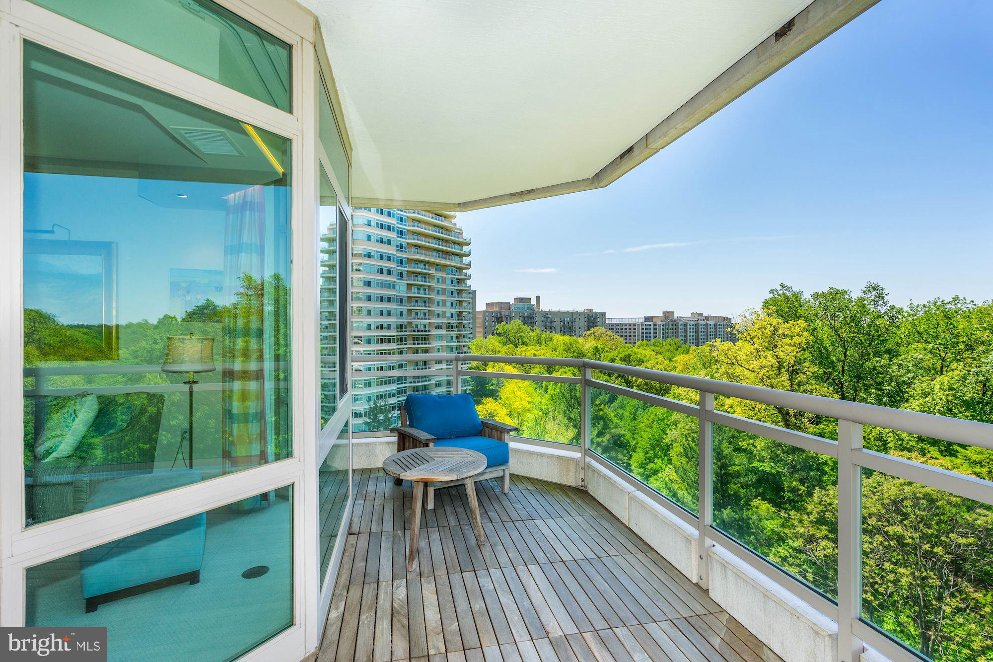 SOMERSET HOUSE CONDOS - Residential