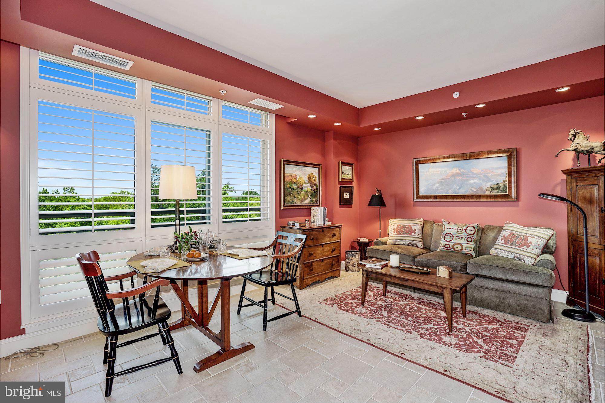 SOMERSET HOUSE CONDOS - Residential