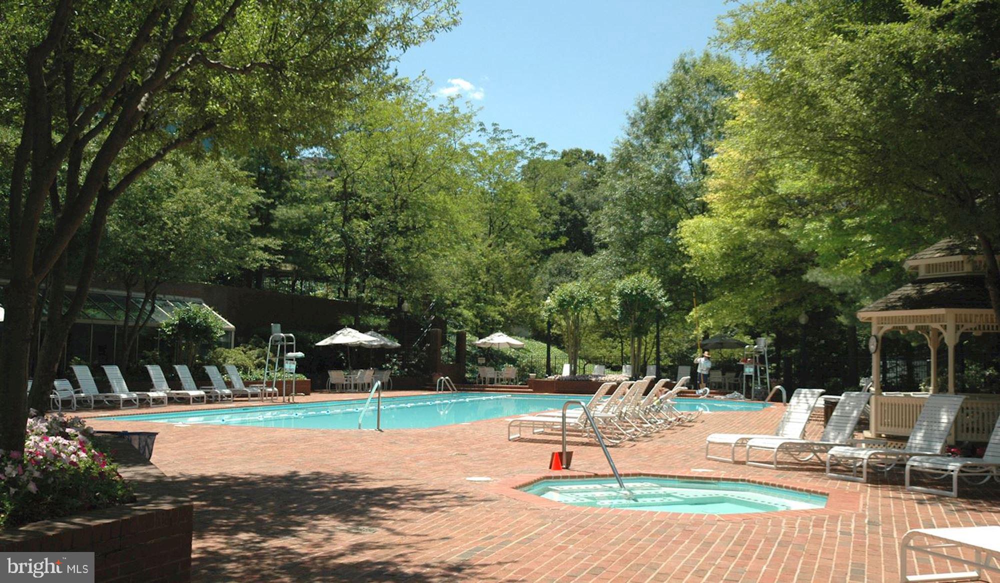 SOMERSET HOUSE CONDOS - Residential