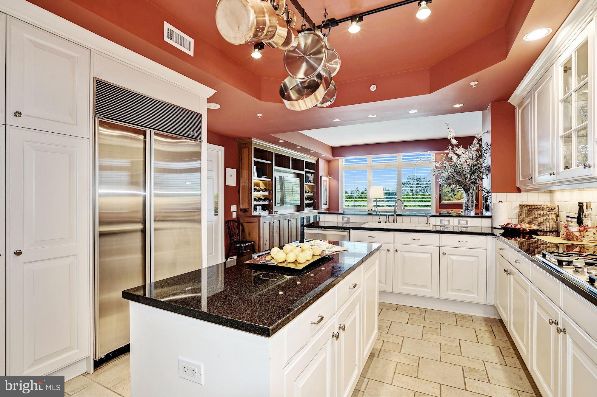 SOMERSET HOUSE CONDOS - Residential