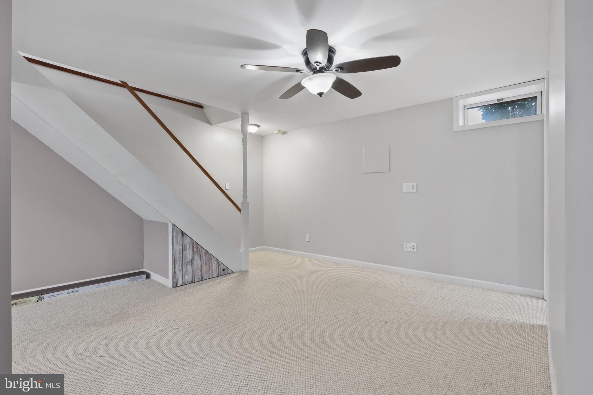 SATYR WOODS - Residential Lease