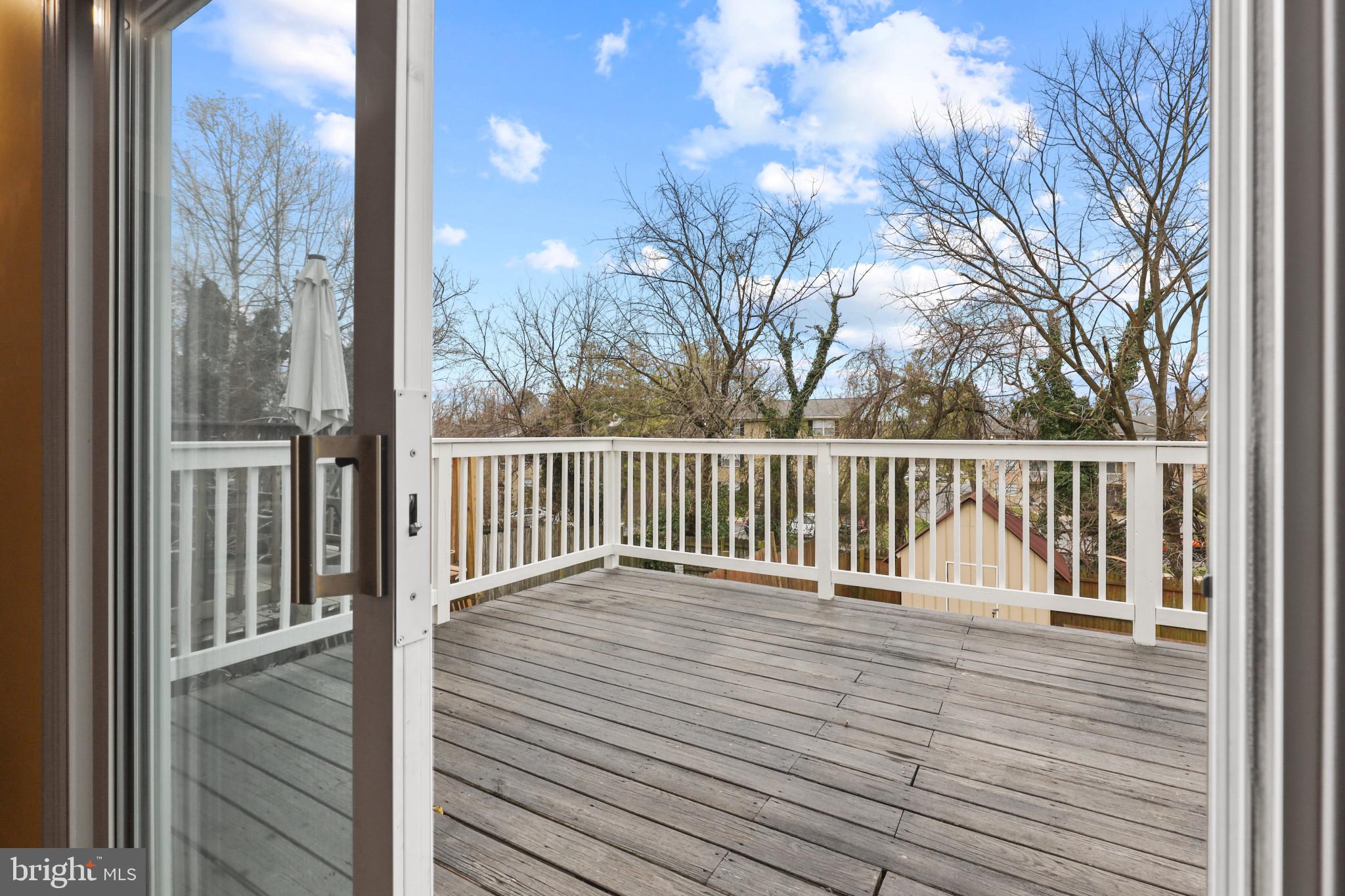 SATYR WOODS - Residential Lease