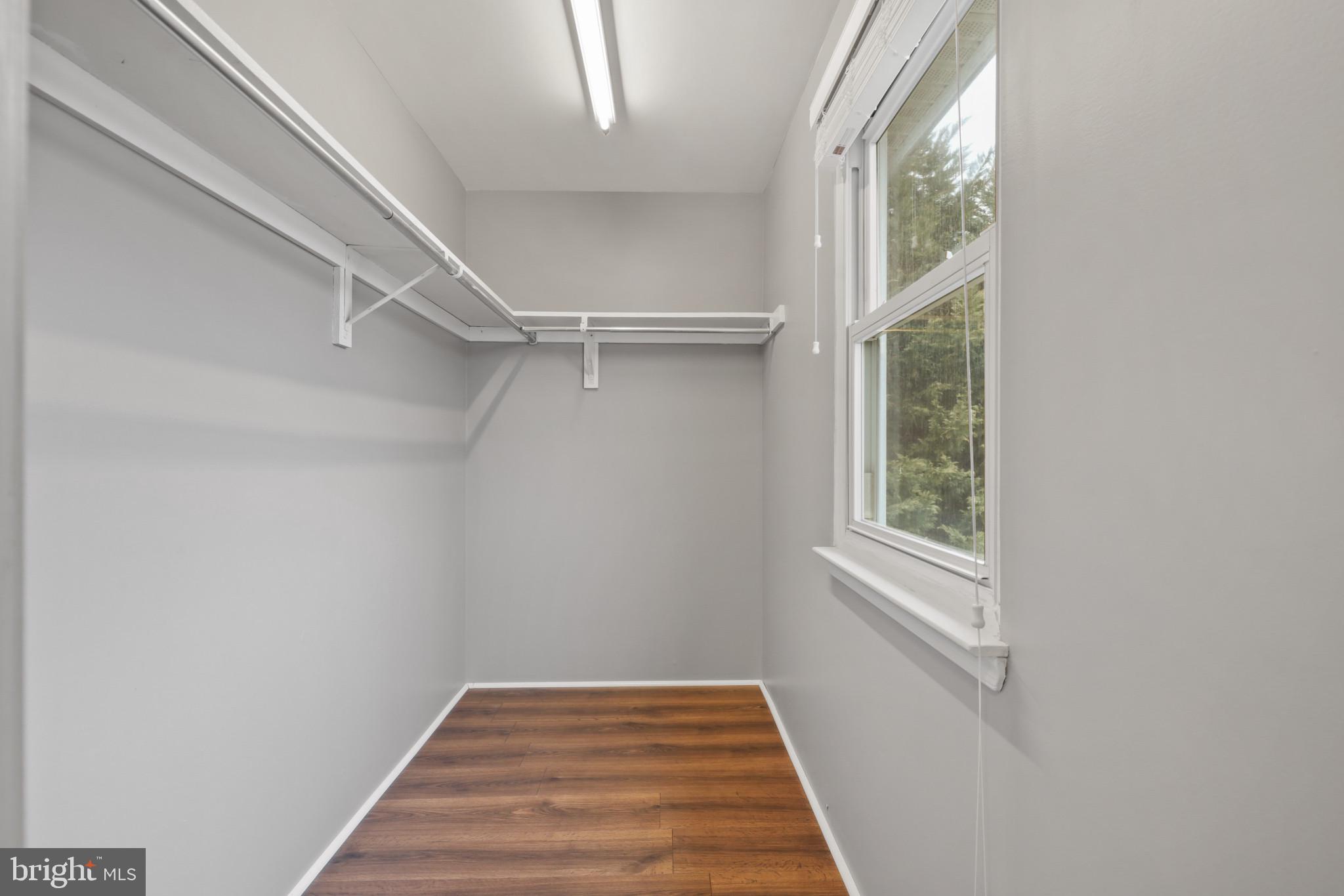 SATYR WOODS - Residential Lease