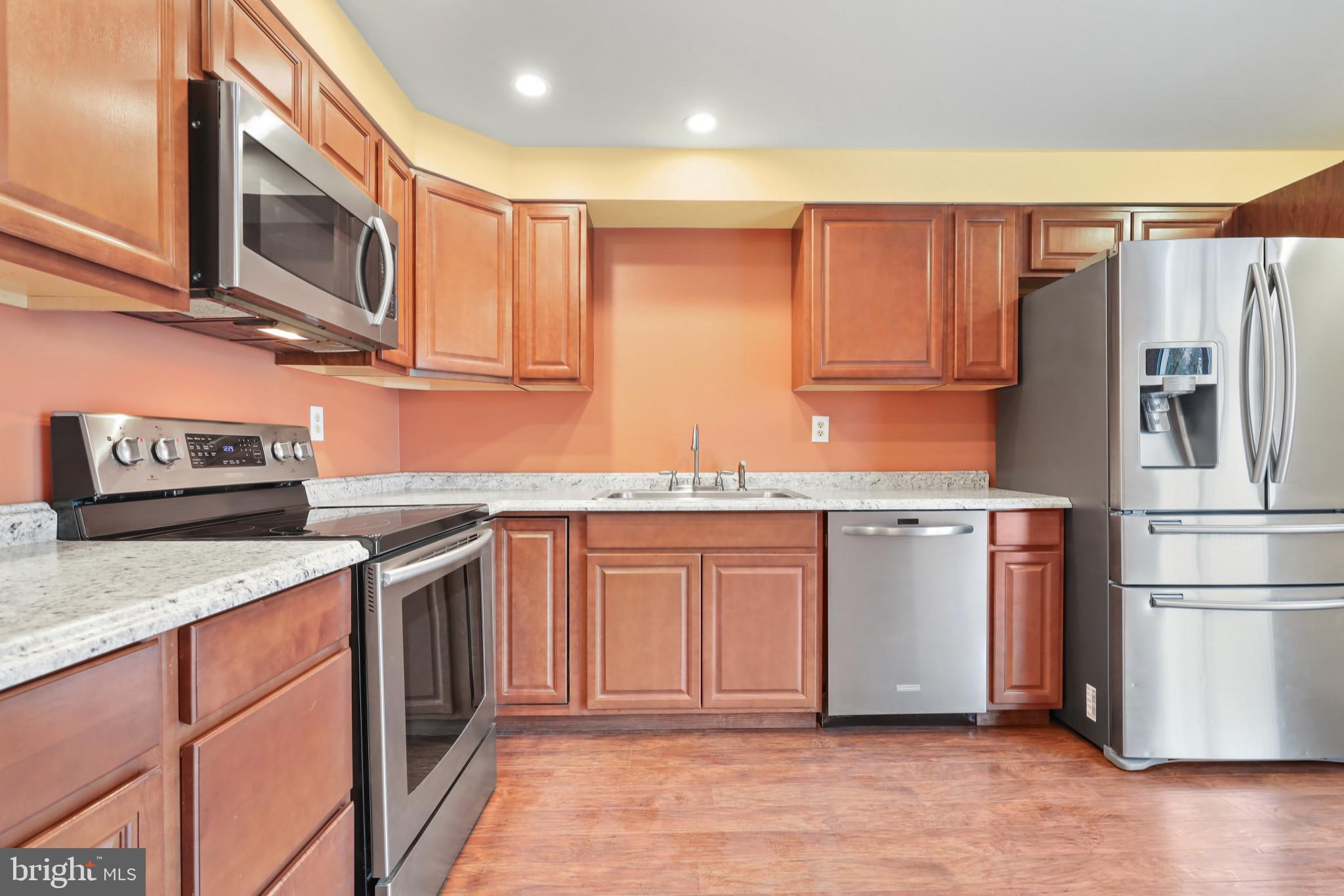 SATYR WOODS - Residential Lease