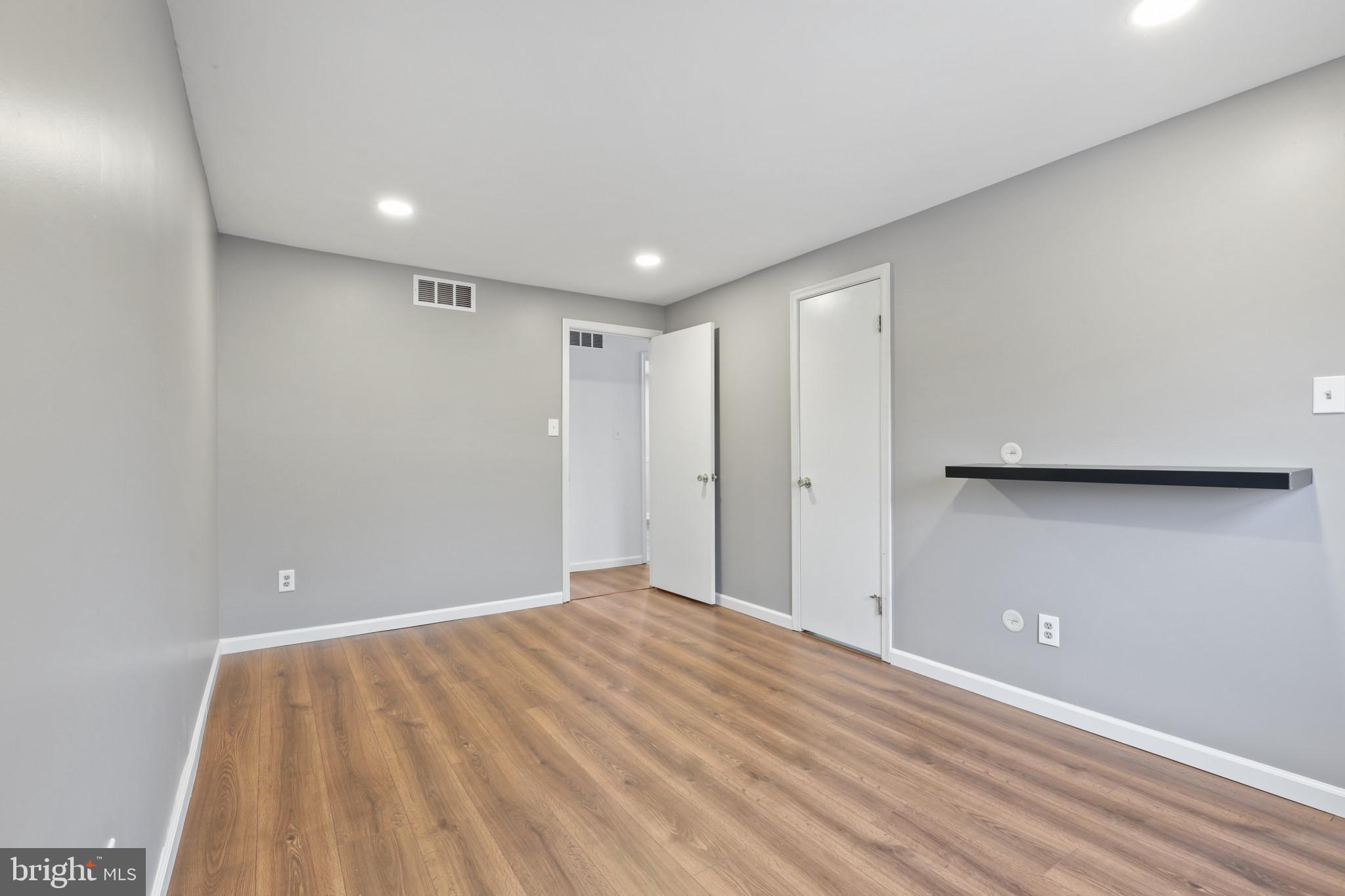 SATYR WOODS - Residential Lease