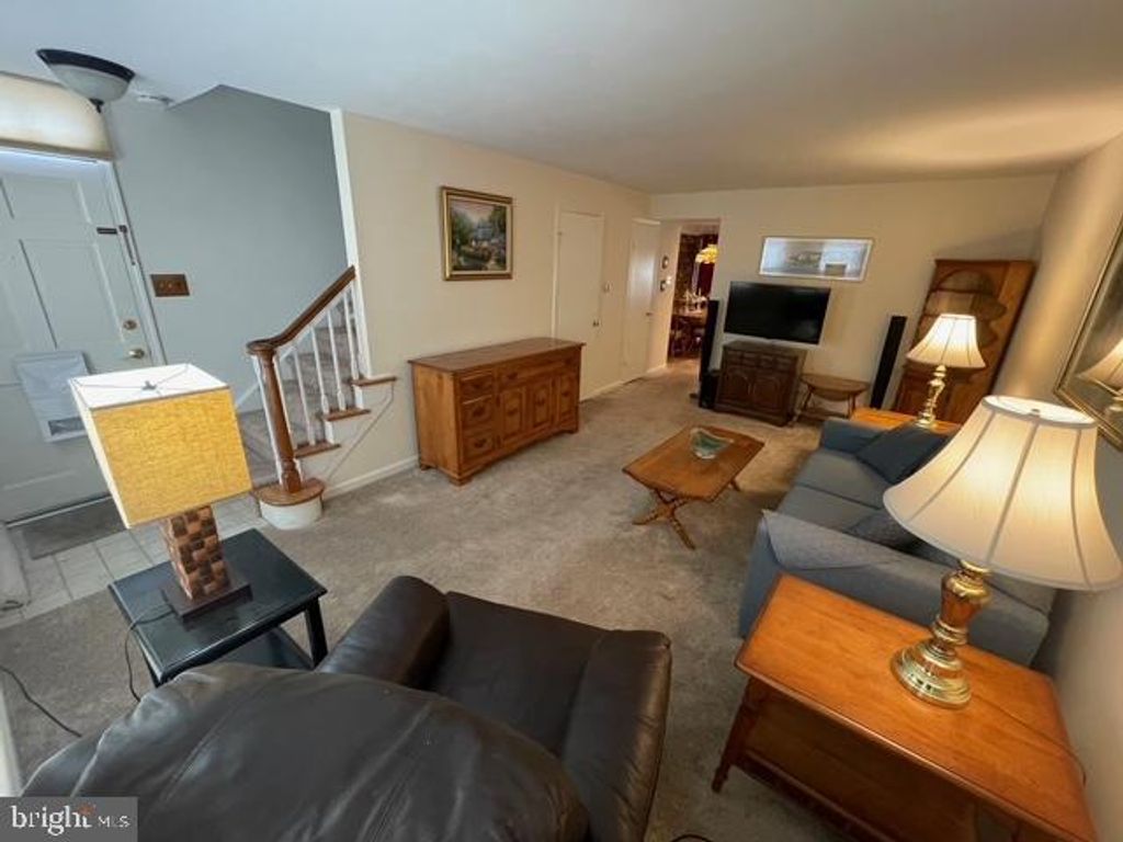 Photo of 136 Albemarle Dr, PENLLYN, PA 19422 (MLS # PAMC2157912)