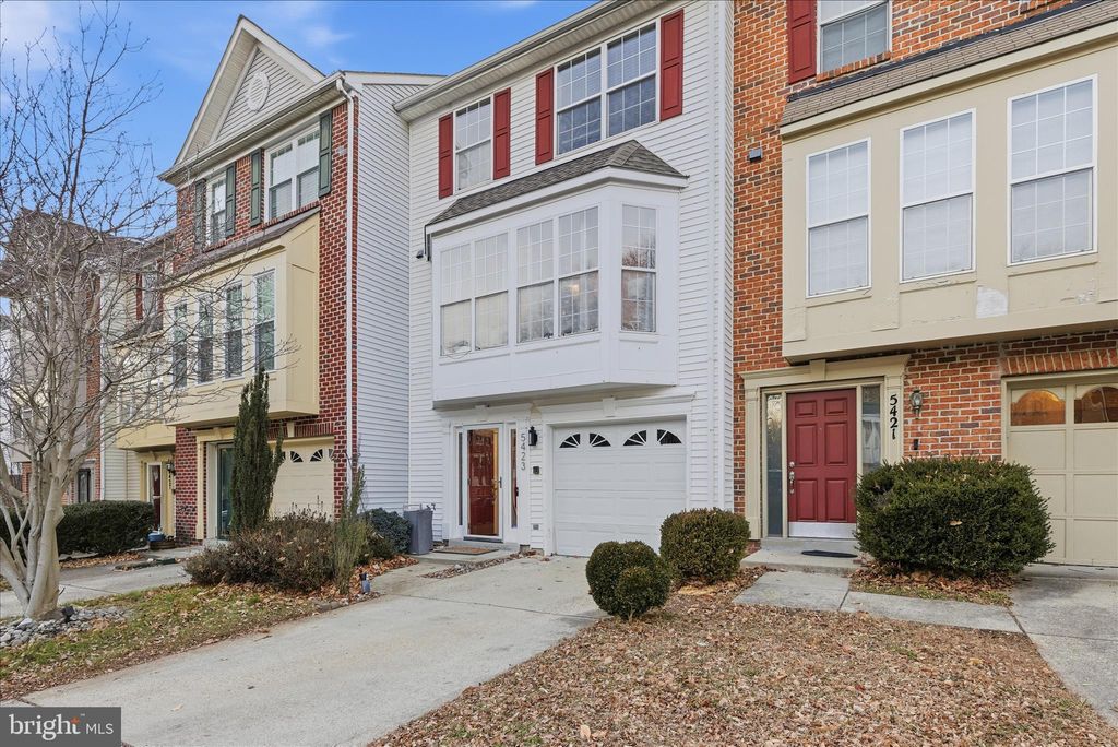 Photo of 5423 Thomas Sim Lee Terrace, UPPER MARLBORO, MD 20772 (MLS # MDPG2189558)