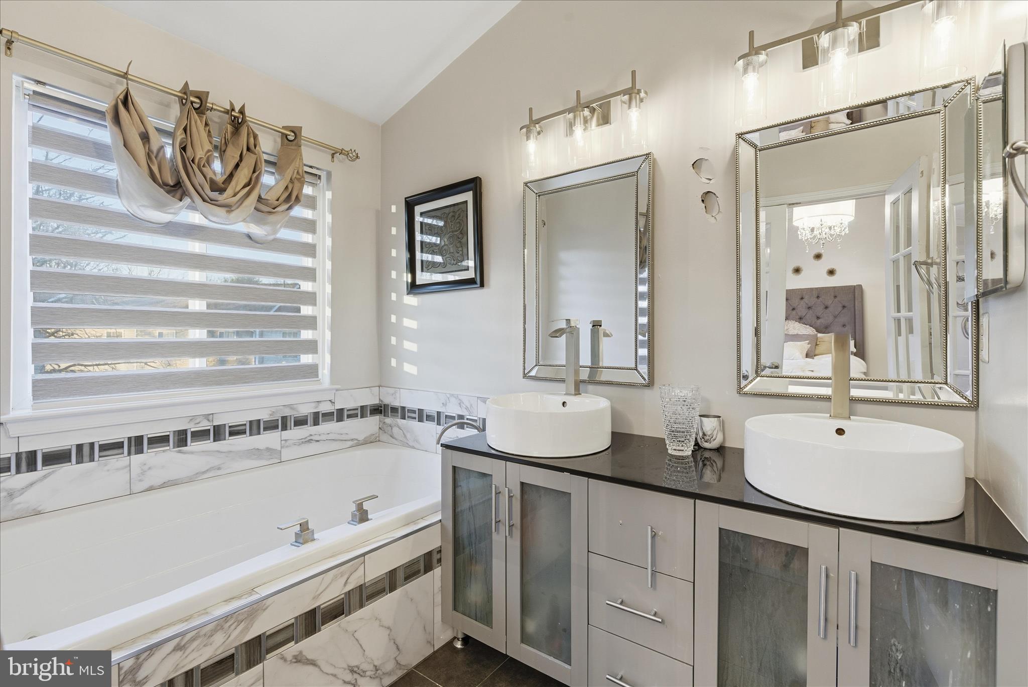 MELWOOD PARK - Residential