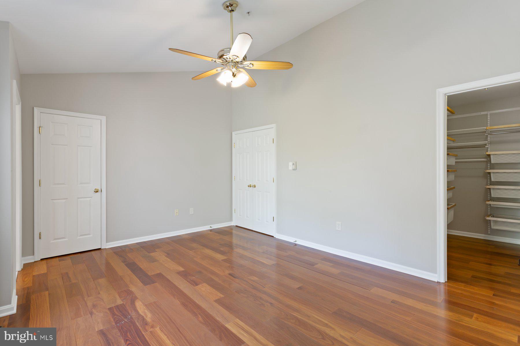 URBANA - Residential Lease