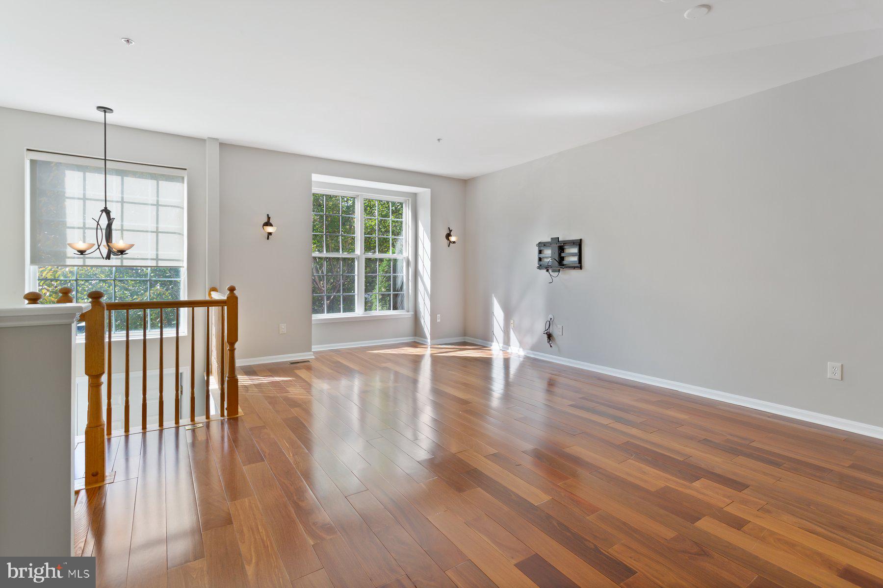 URBANA - Residential Lease