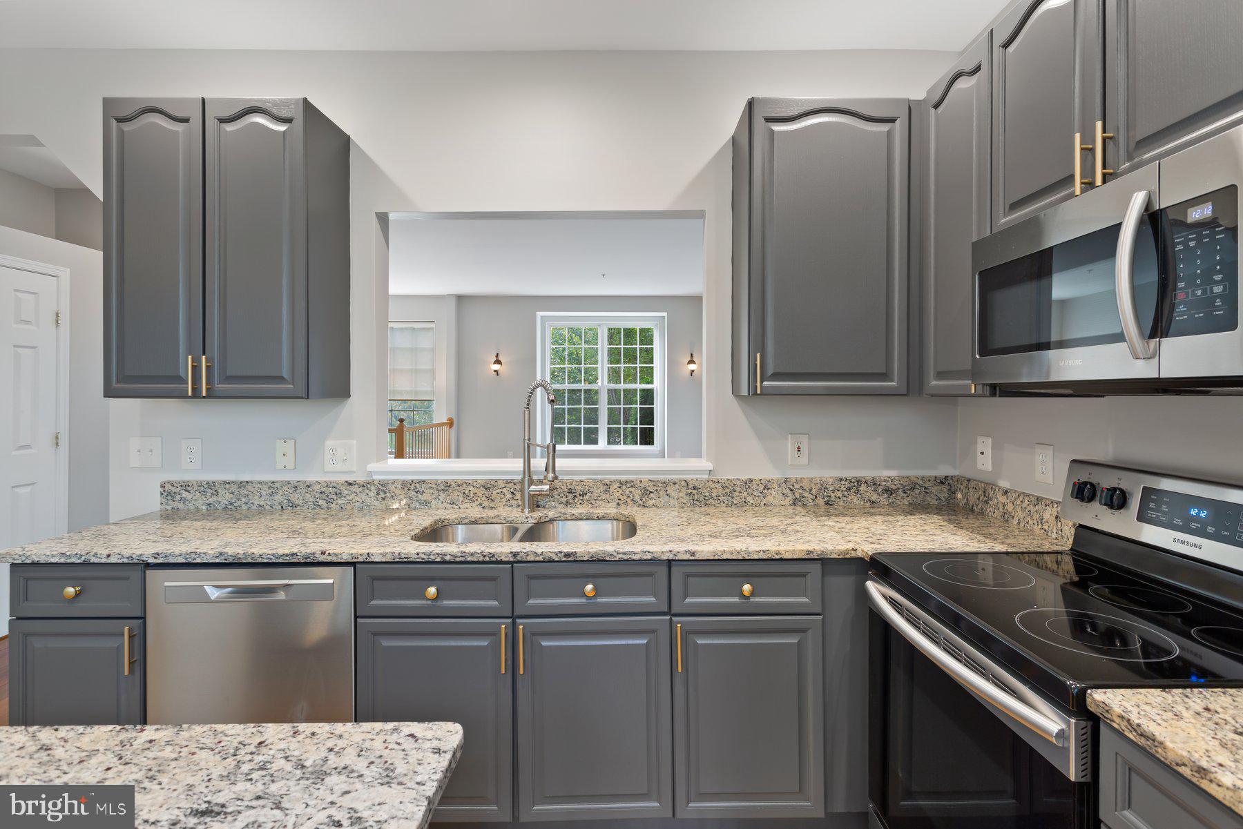 URBANA - Residential Lease