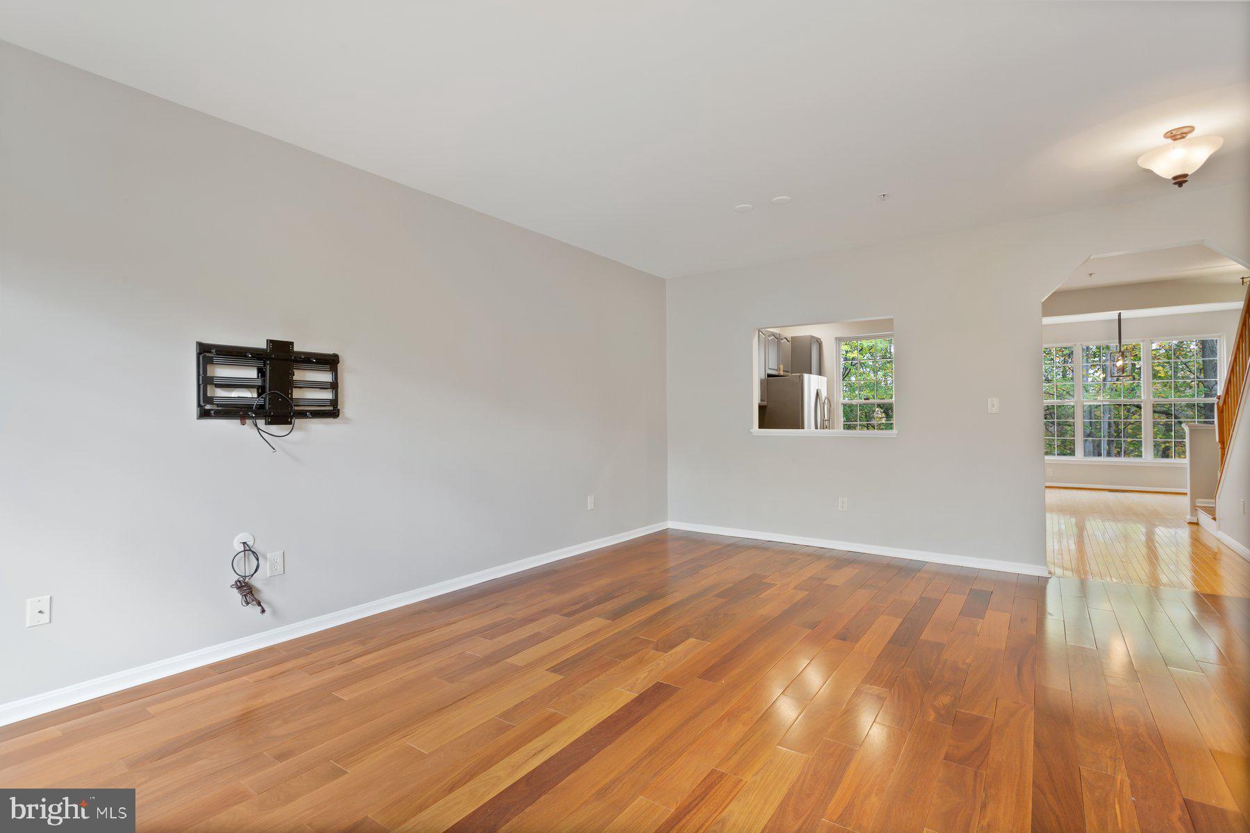 URBANA - Residential Lease