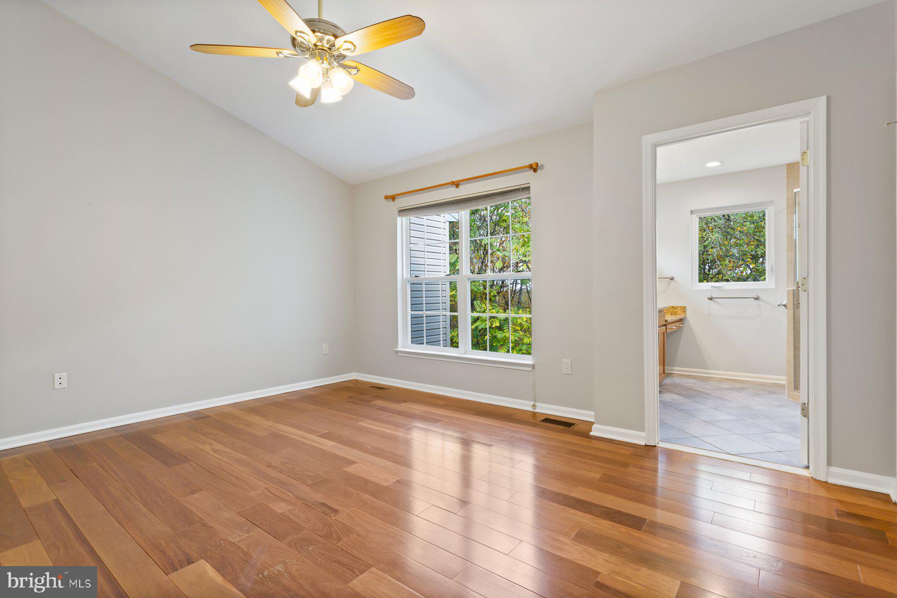 URBANA - Residential Lease