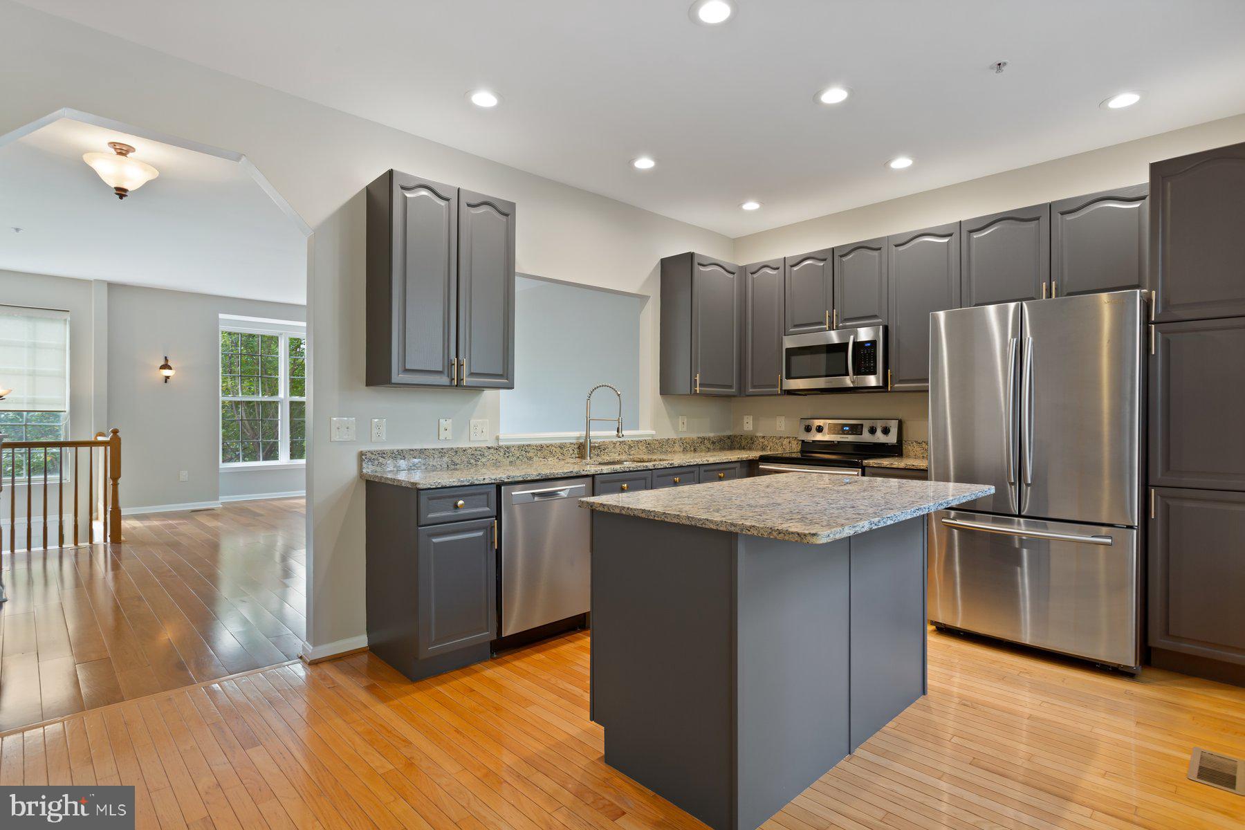 URBANA - Residential Lease