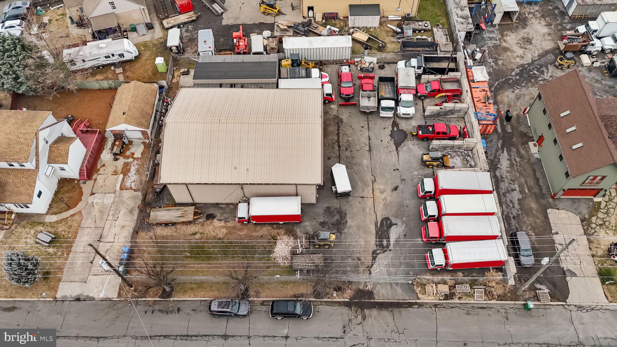 EDGELY - Commercial Sale