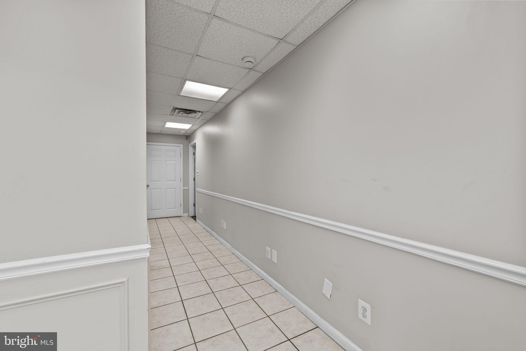 EDGELY - Commercial Sale