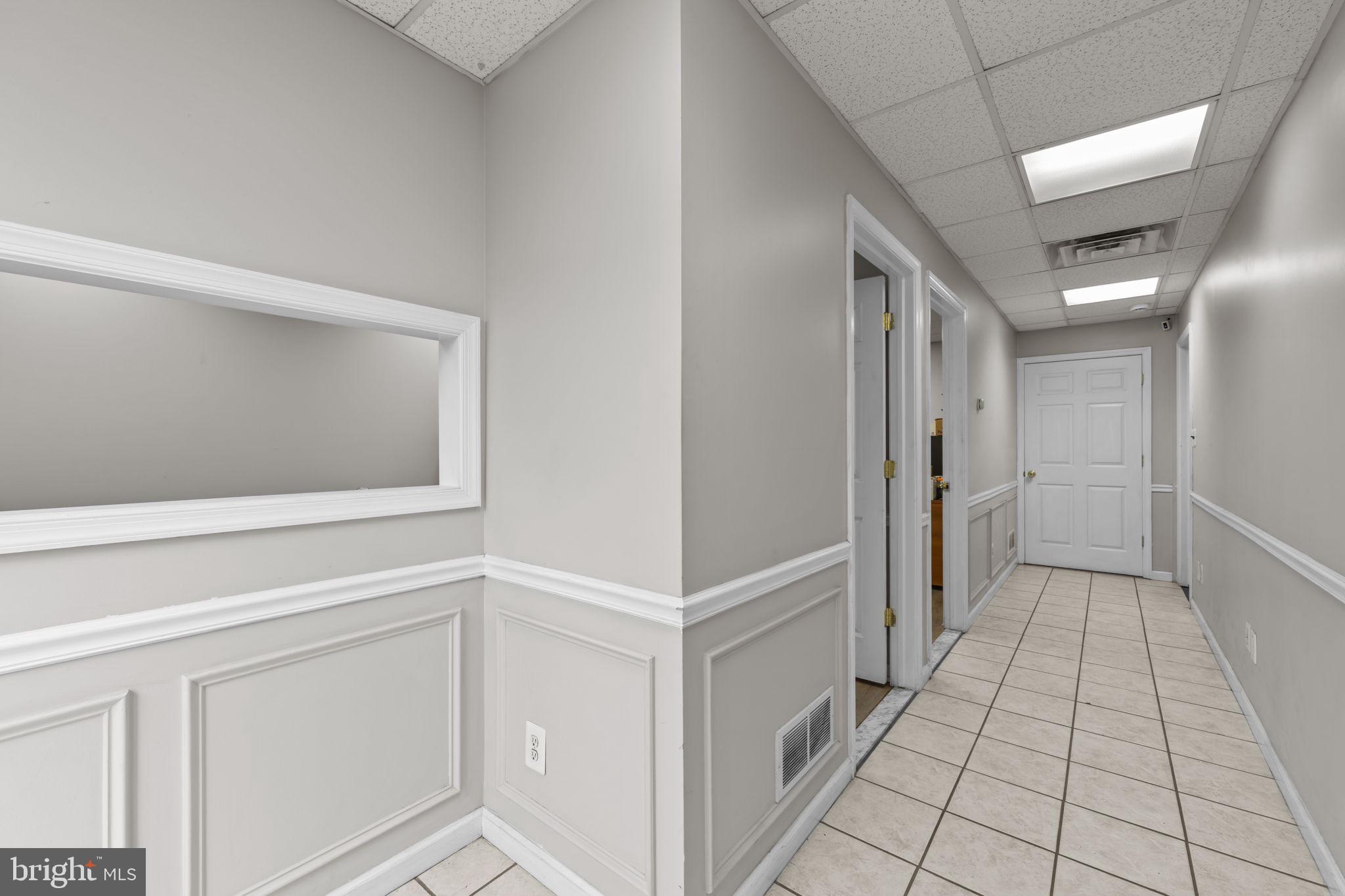 EDGELY - Commercial Sale