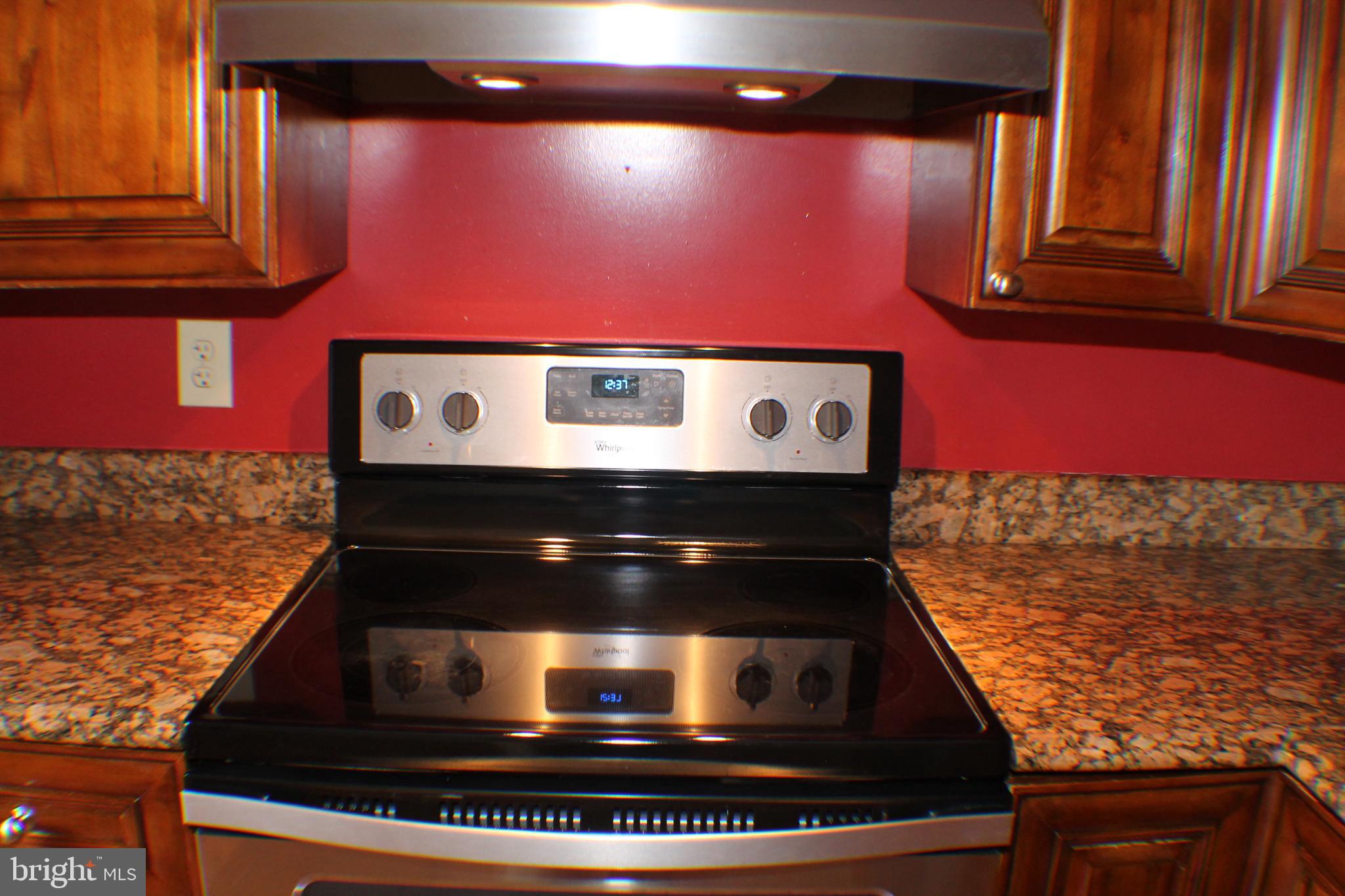 COURTS OF TYSONS - Residential Lease