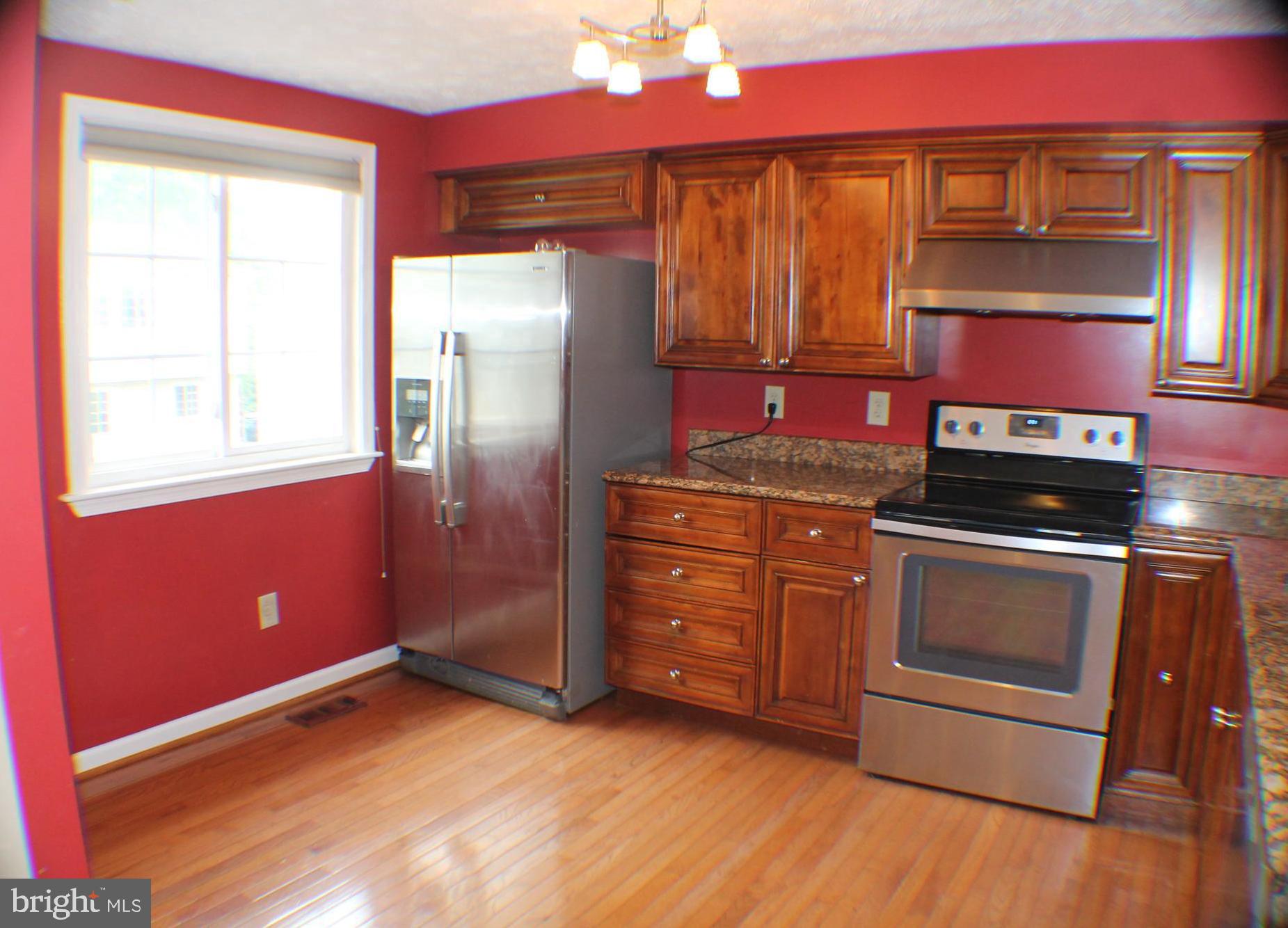 COURTS OF TYSONS - Residential Lease