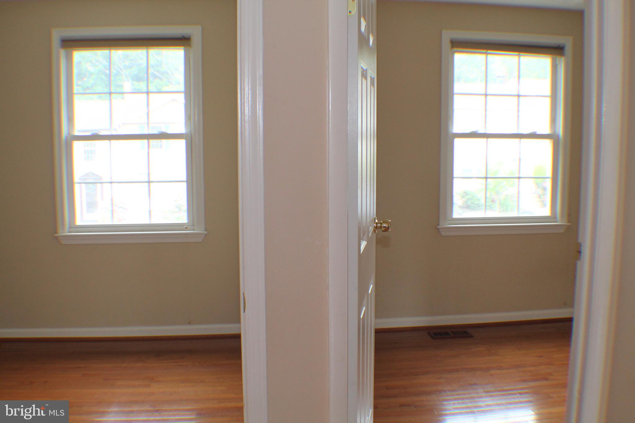 COURTS OF TYSONS - Residential Lease