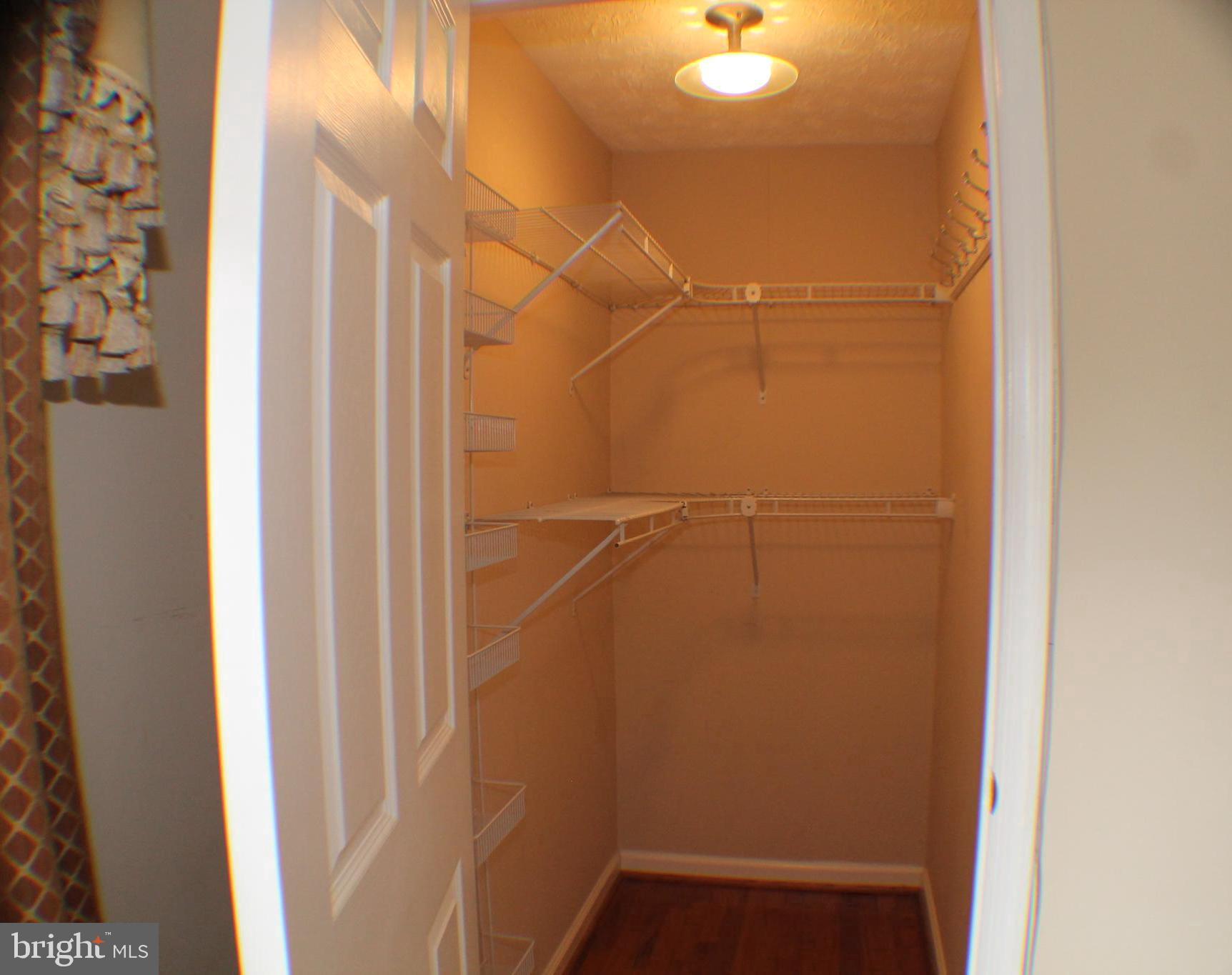 COURTS OF TYSONS - Residential Lease