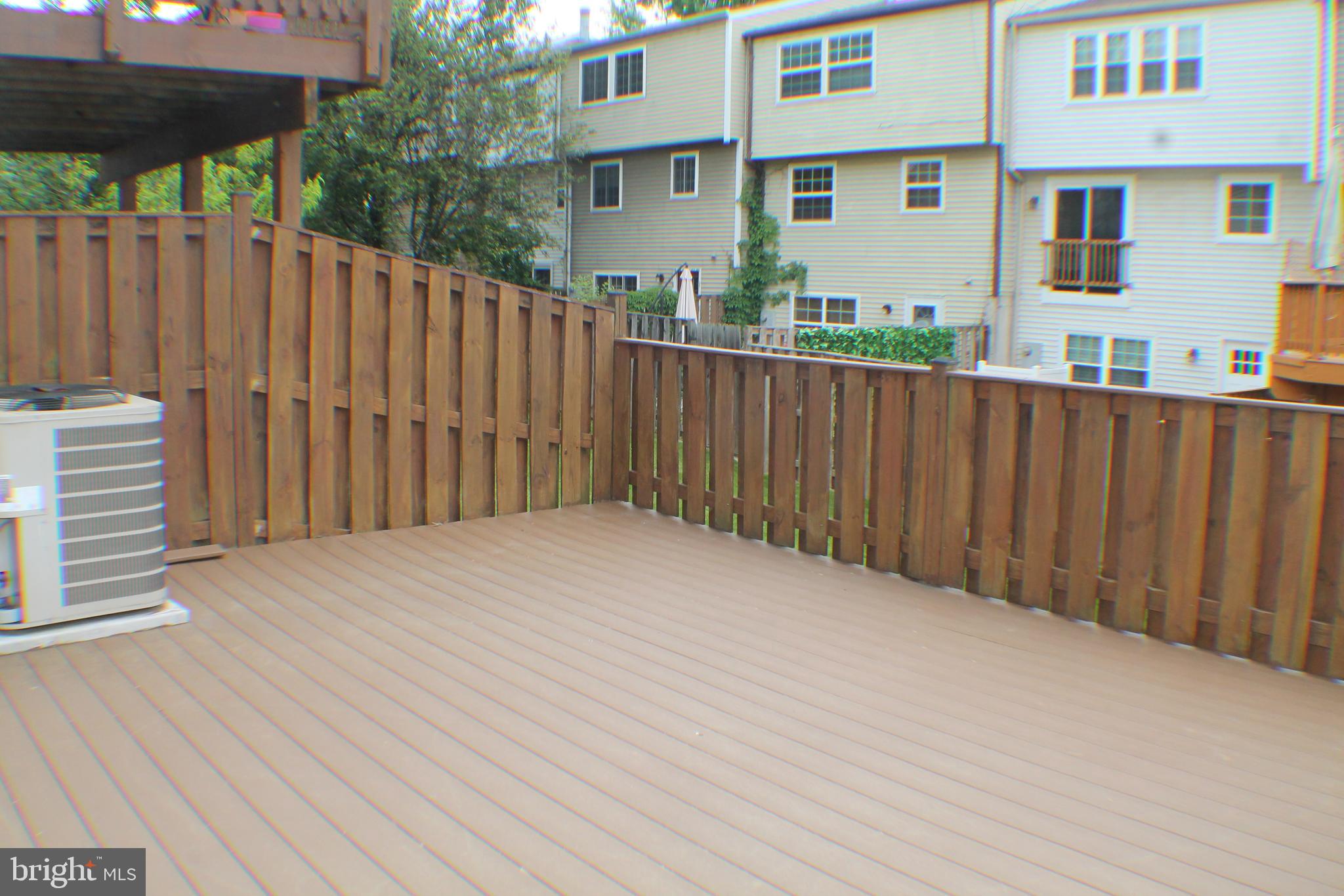 COURTS OF TYSONS - Residential Lease