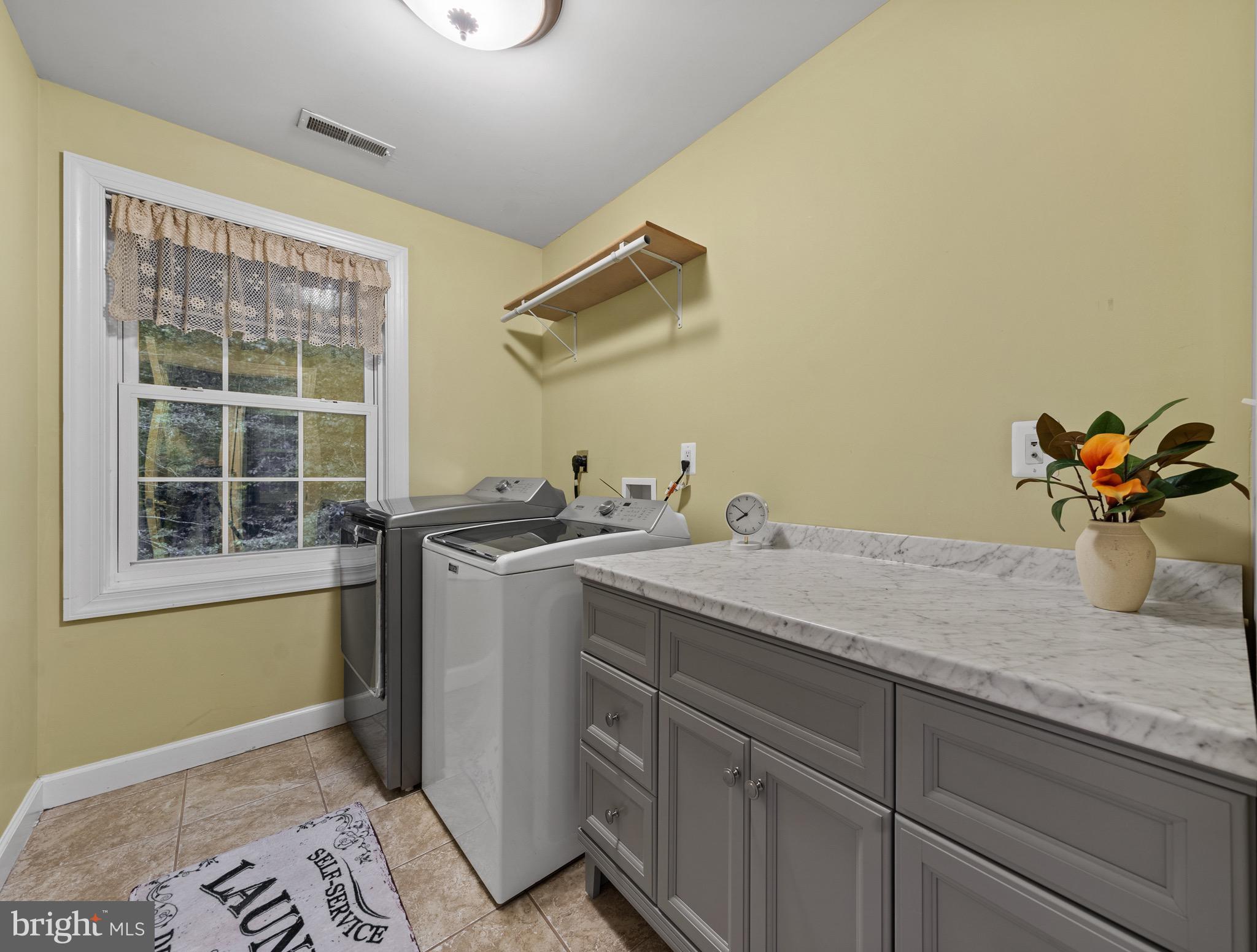 SWAN POINT SUB - Residential