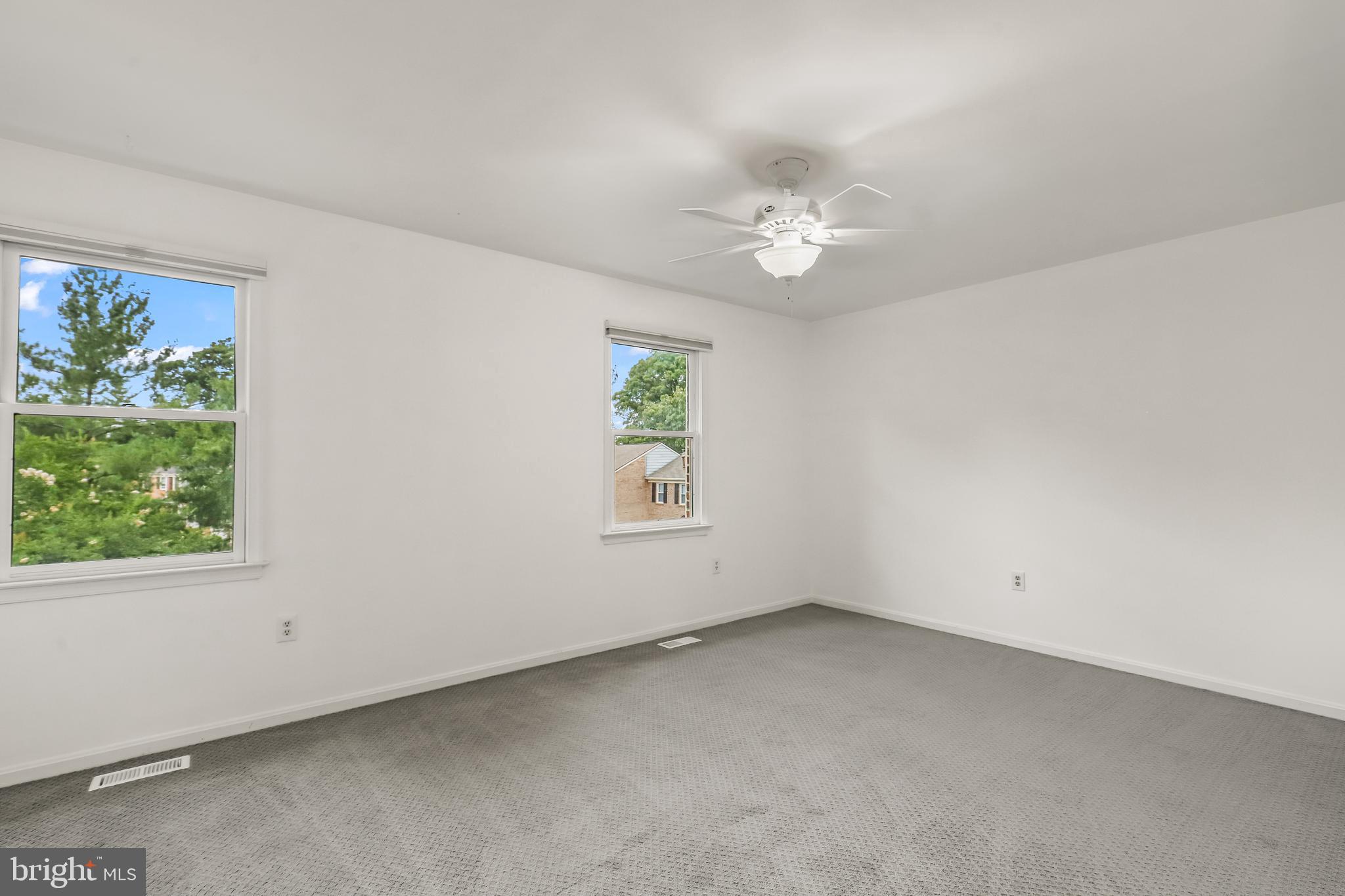 COLONIAL HEIGHTS - Residential