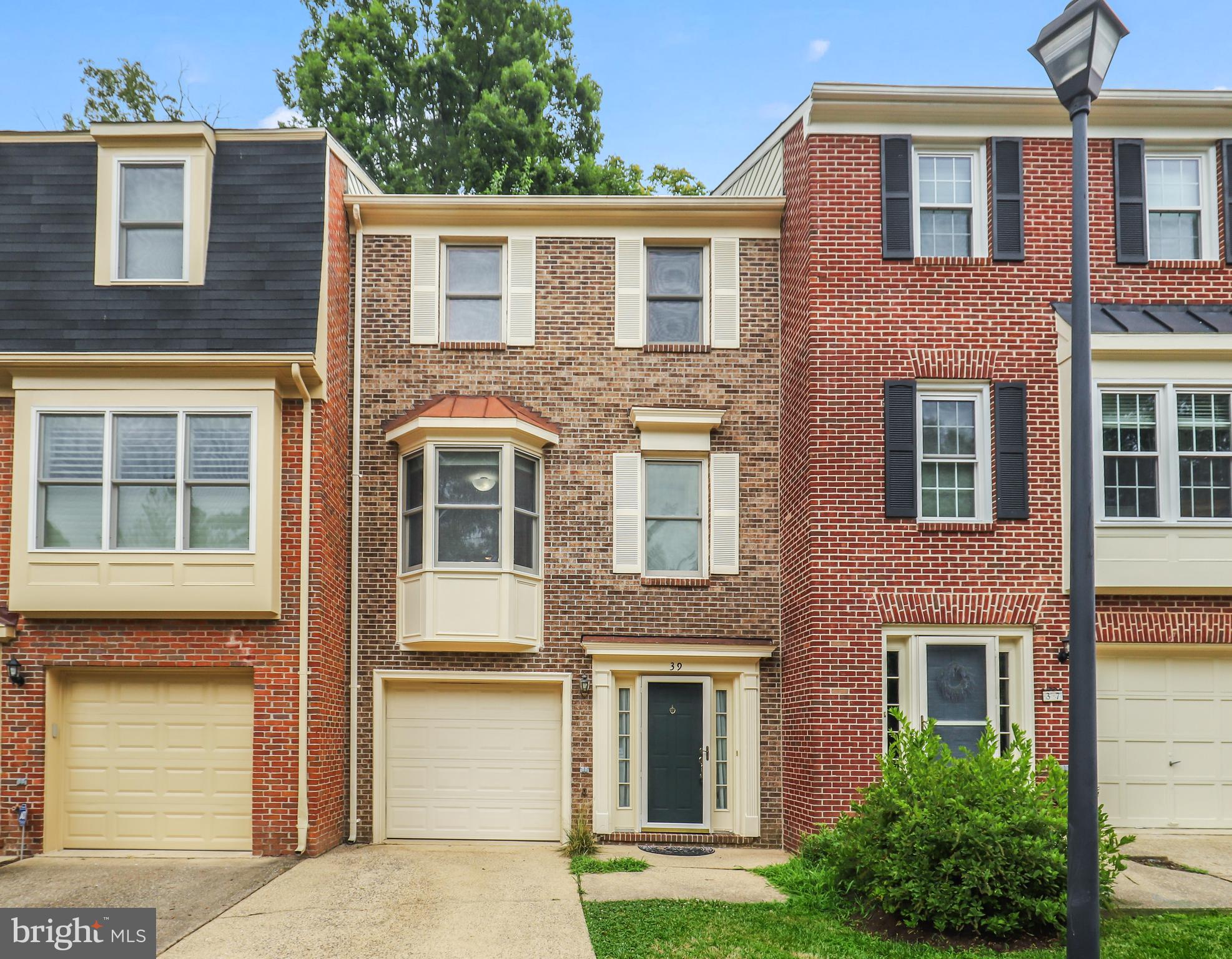 COLONIAL HEIGHTS - Residential