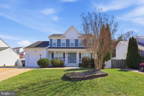 Photo of 5735 Rocksbury Lane, WOODBRIDGE, VA 22193 (MLS # VAPW2112516)