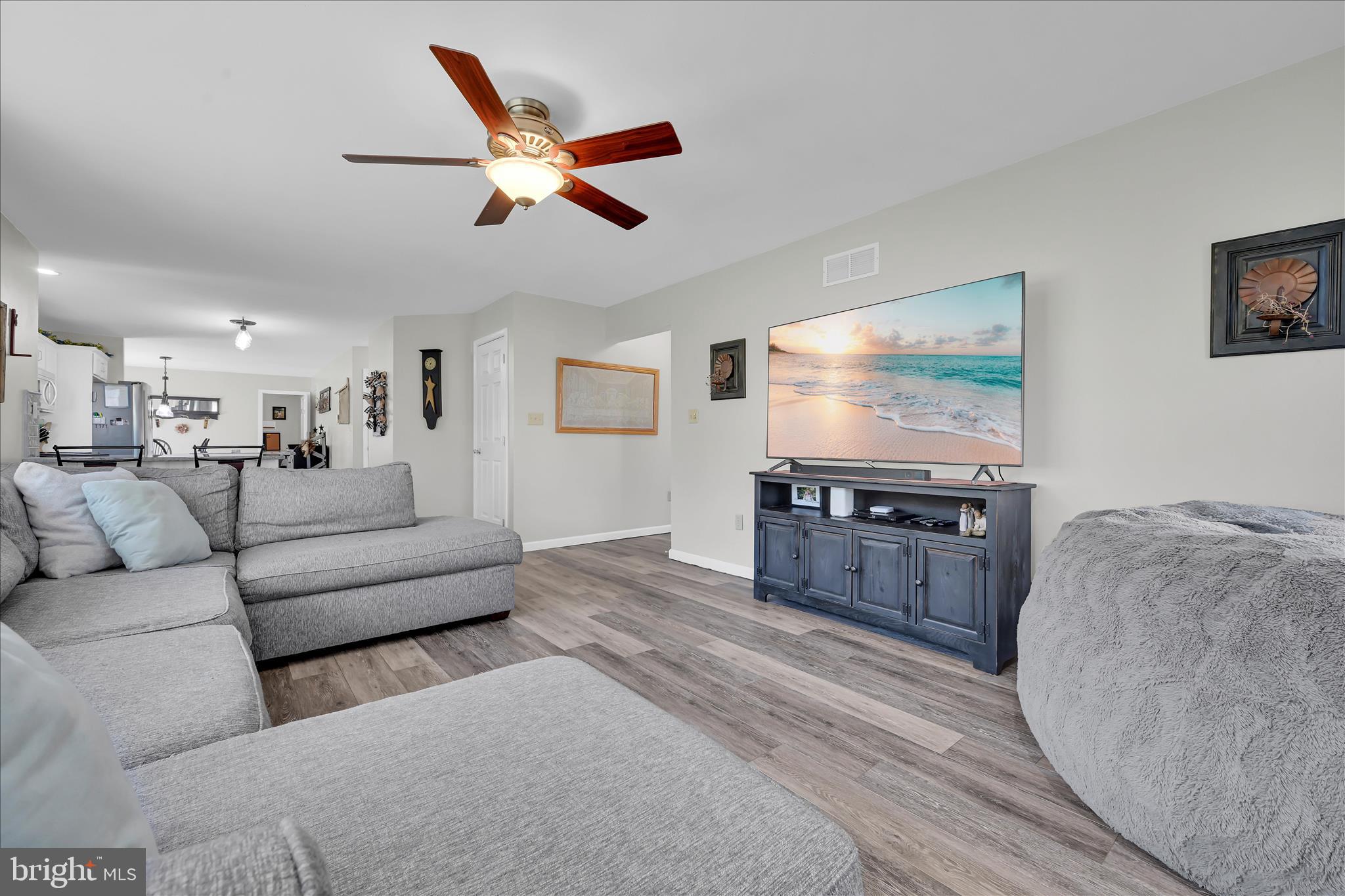 THE PINES - Residential