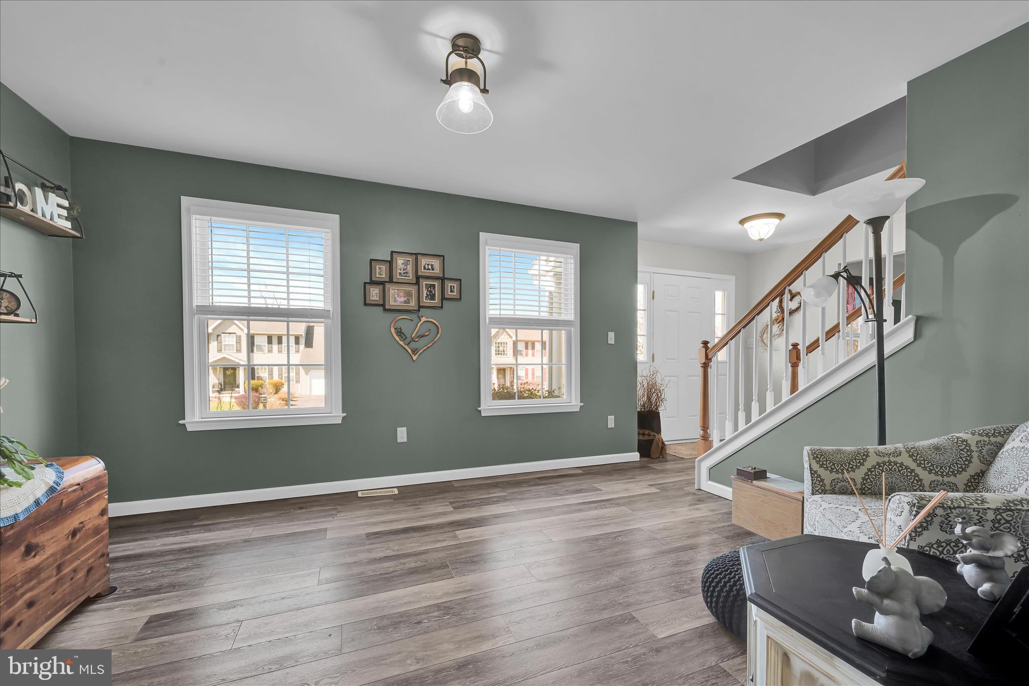 THE PINES - Residential