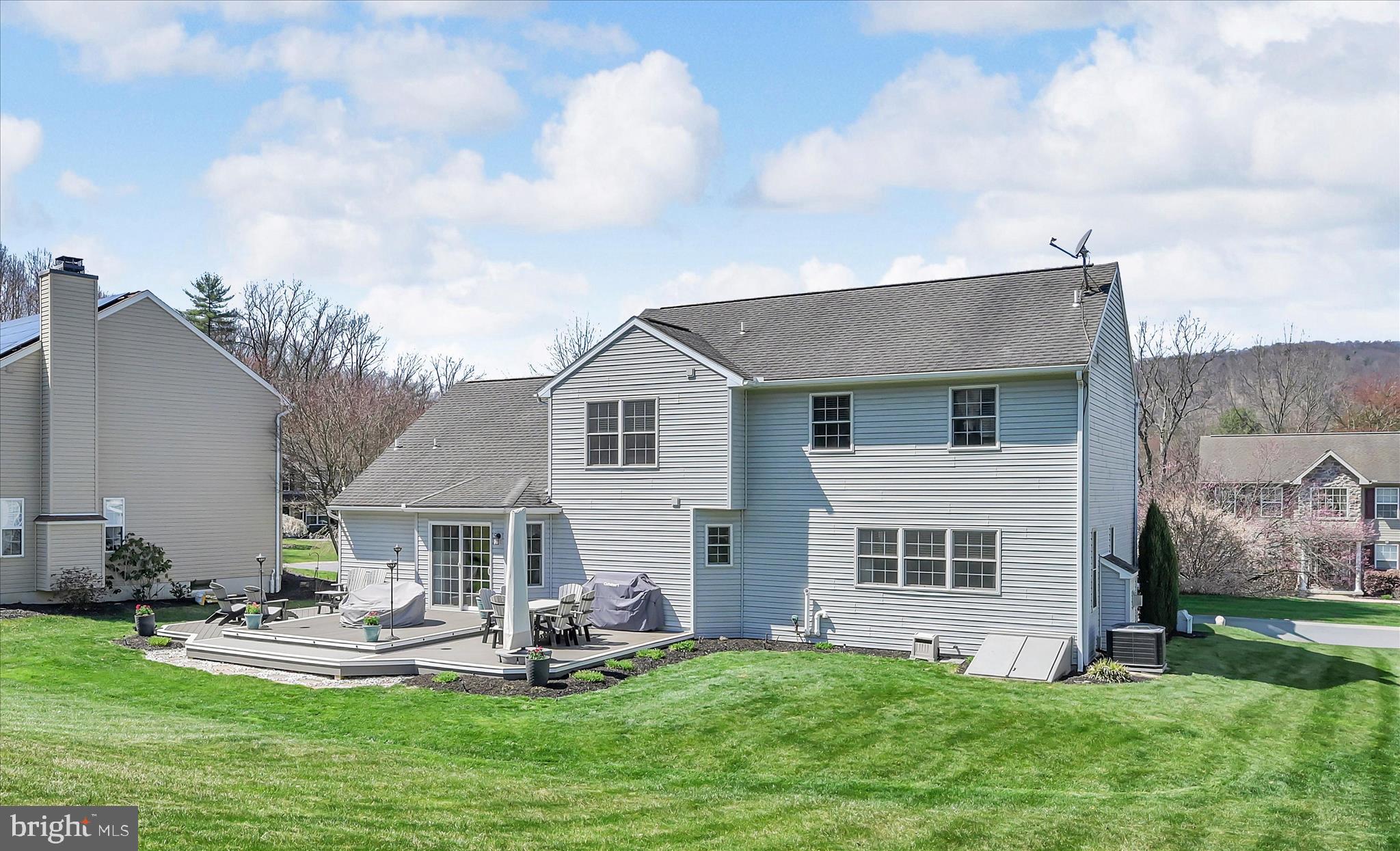 THE PINES - Residential