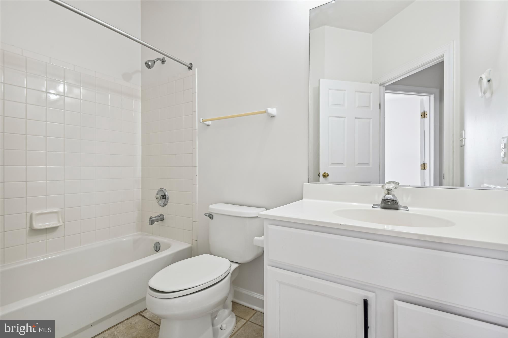 LYNDWOOD - Residential