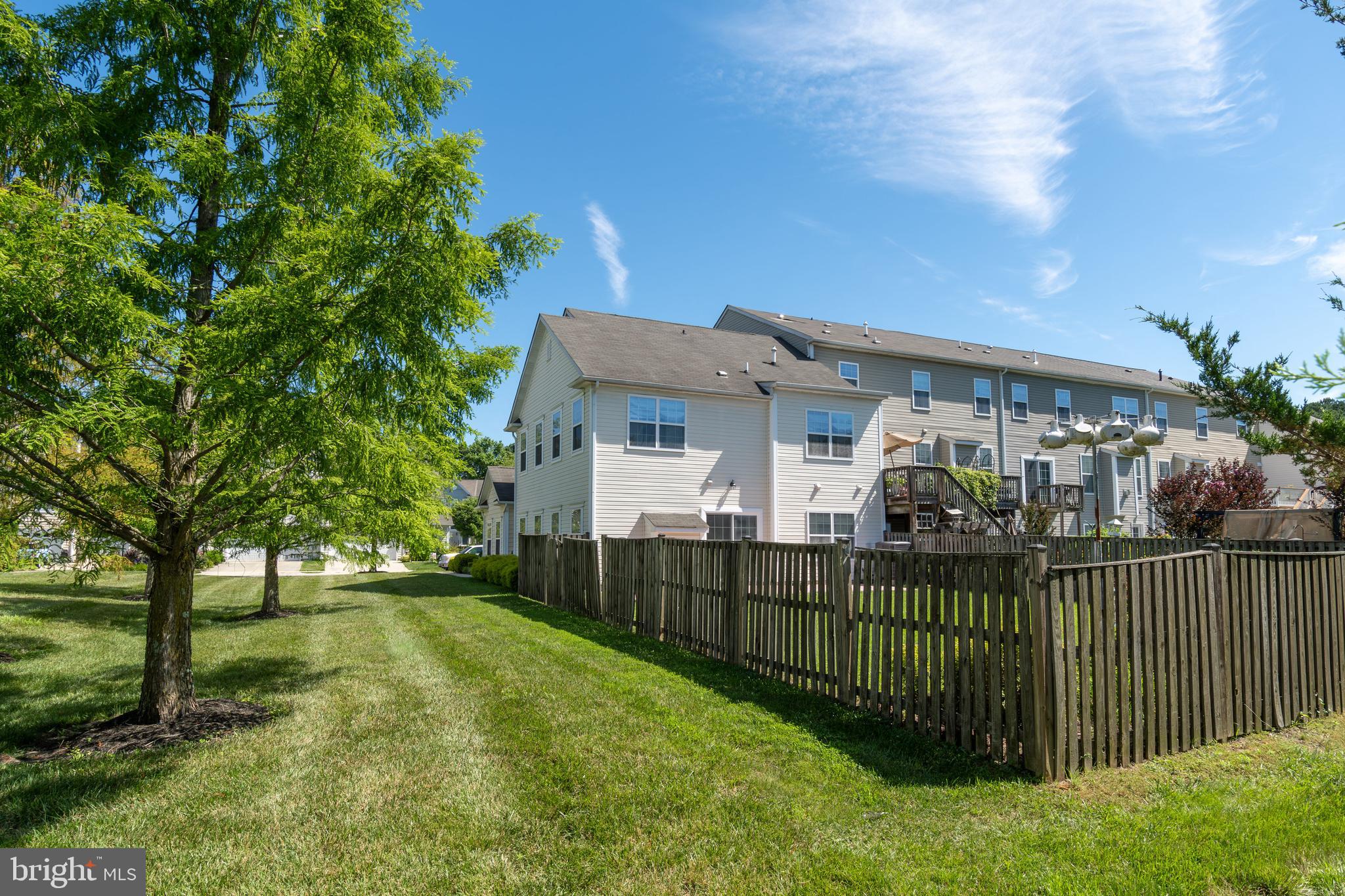 LAKELANDS AT EASTON - Residential