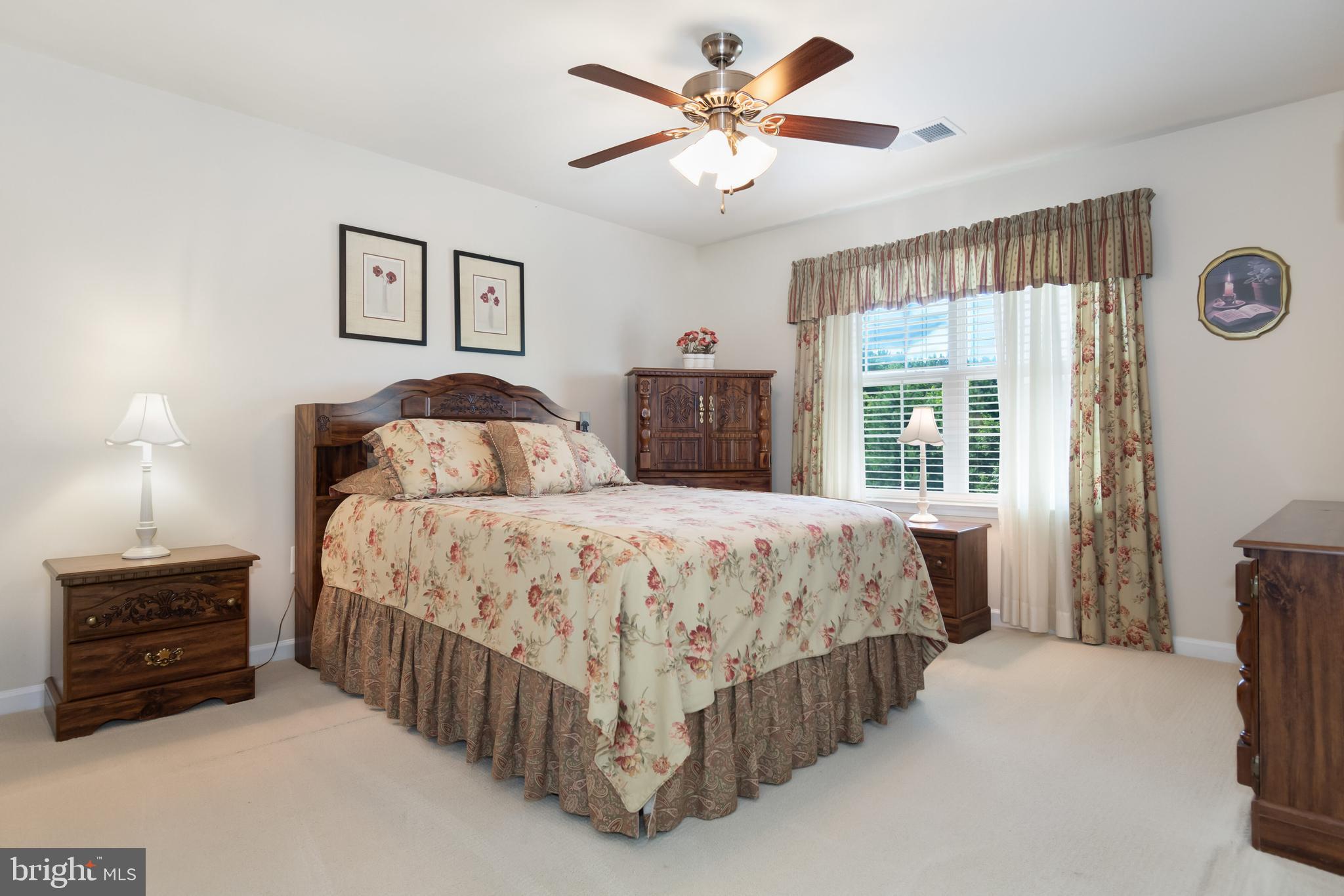 LAKELANDS AT EASTON - Residential