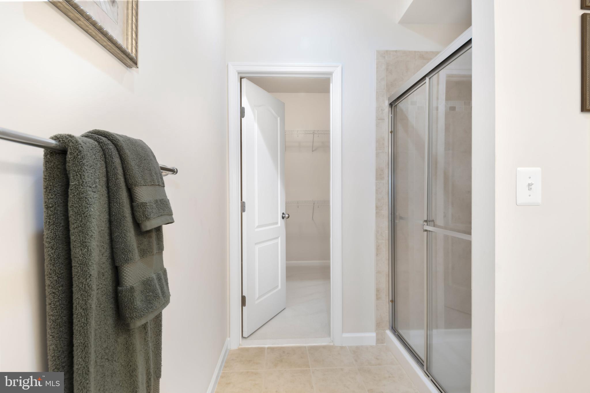 LAKELANDS AT EASTON - Residential